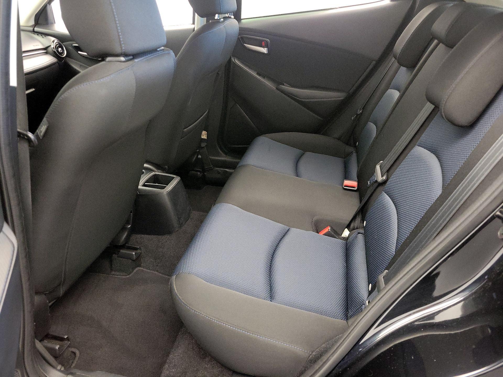 Thumbnail: 2020 Toyota Yaris - 19