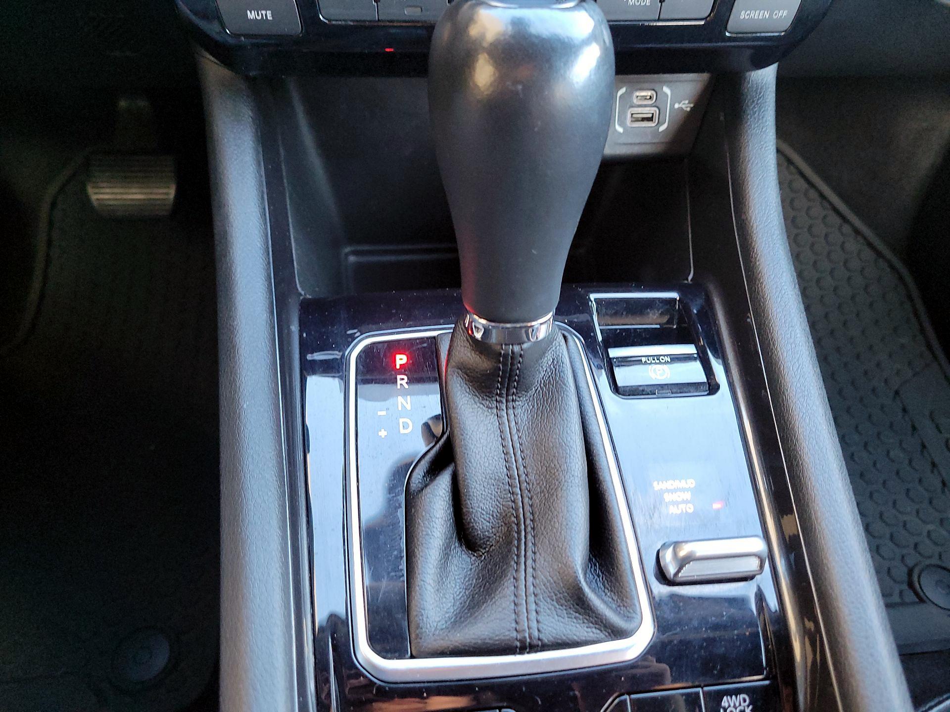 Thumbnail: 2023 Jeep Compass - 17