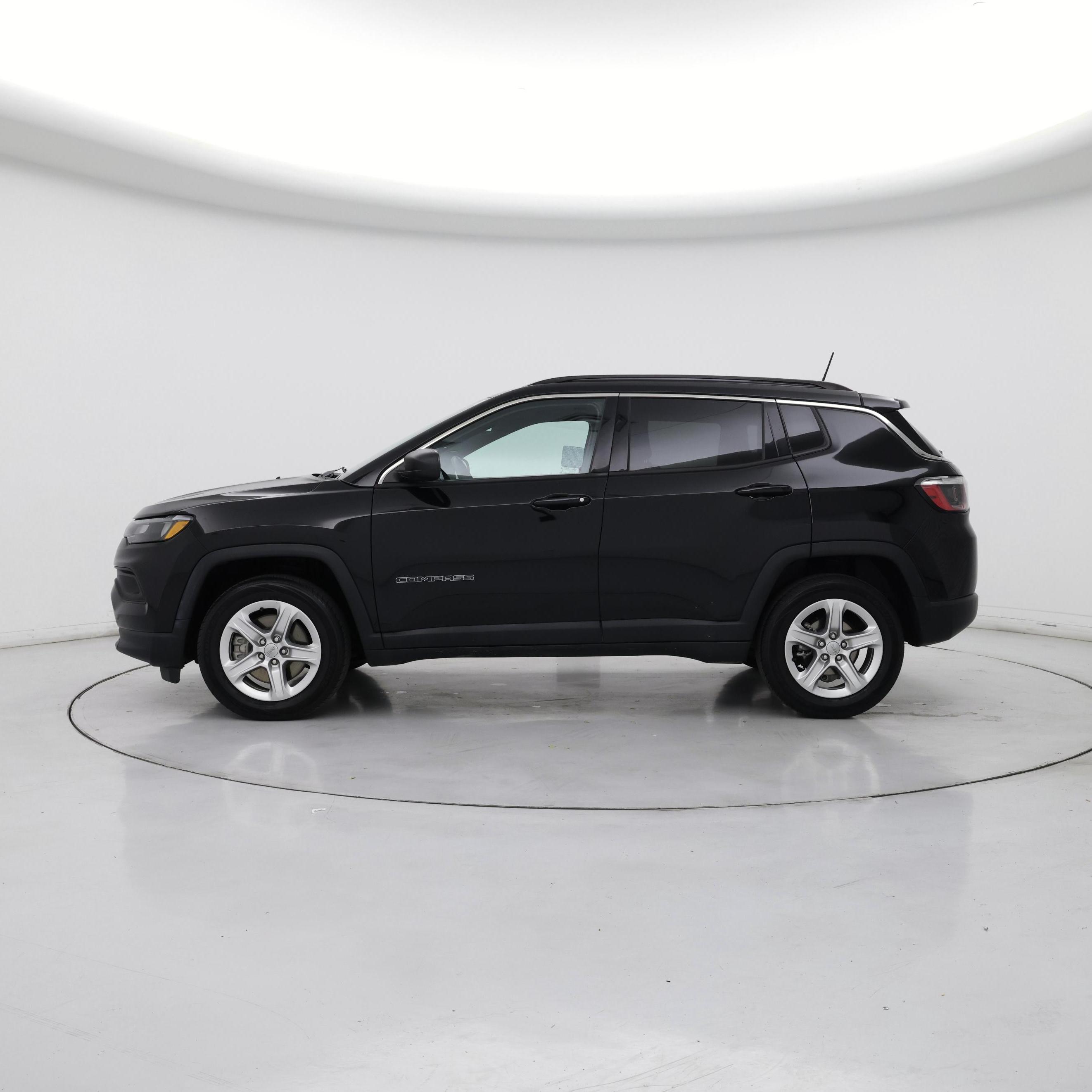 Thumbnail: 2023 Jeep Compass - 3