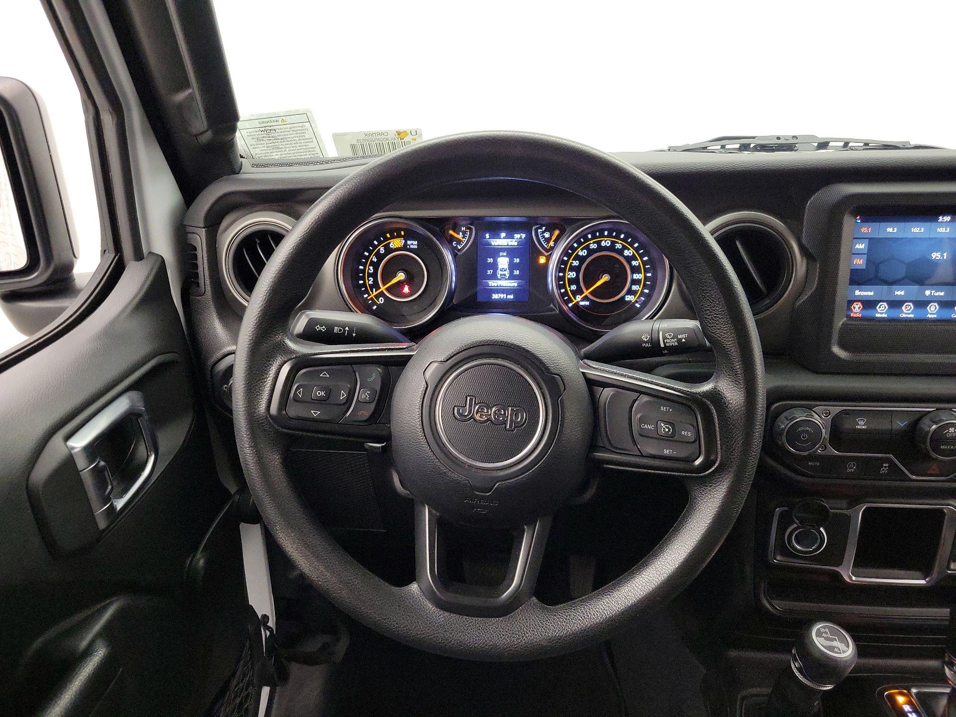Thumbnail: 2023 Jeep Wrangler - 10