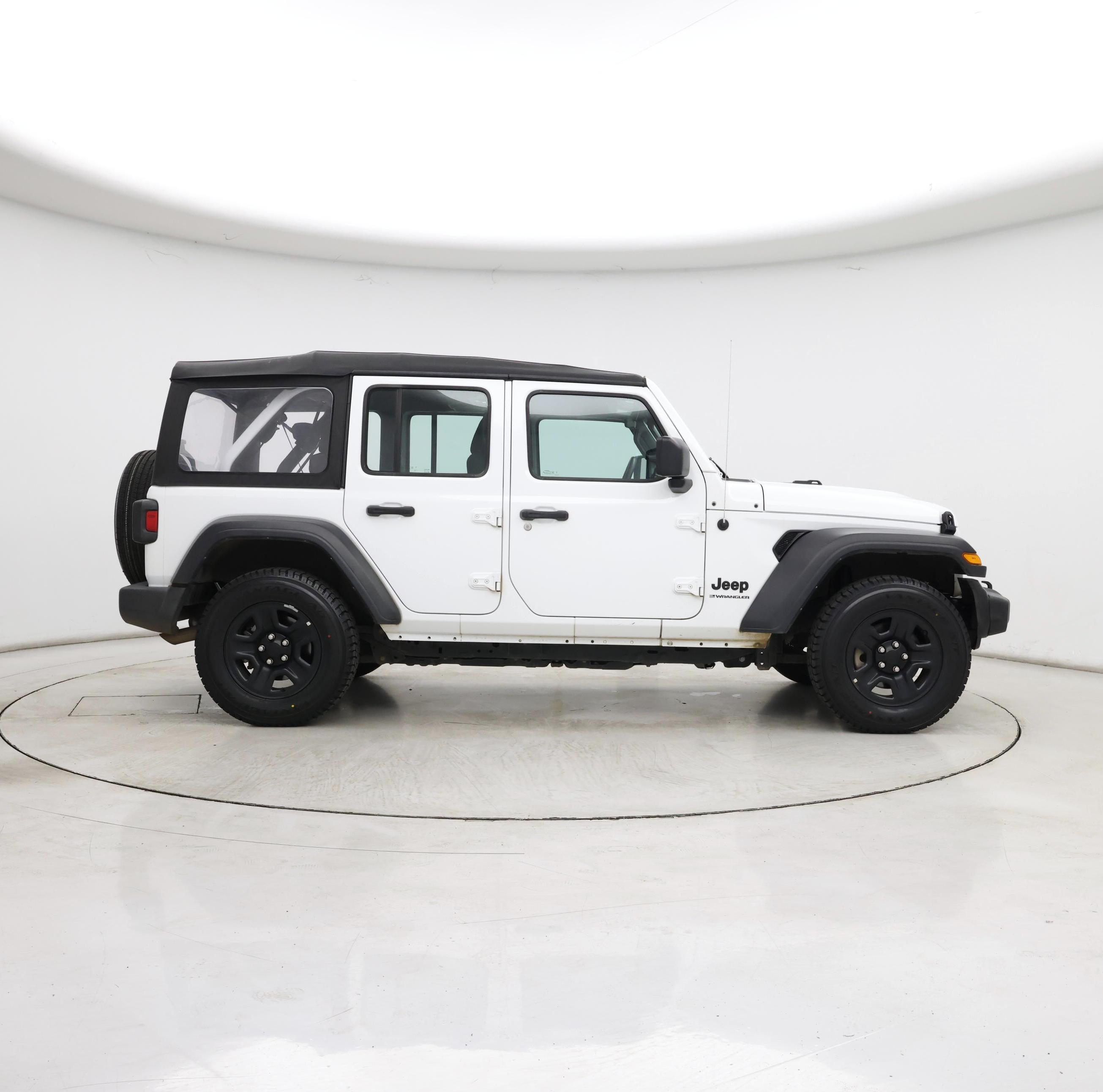 Thumbnail: 2023 Jeep Wrangler - 7