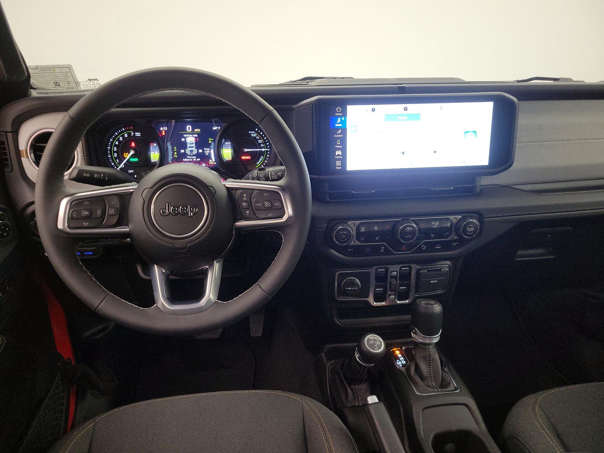 Thumbnail: 2025 Jeep Wrangler - 9