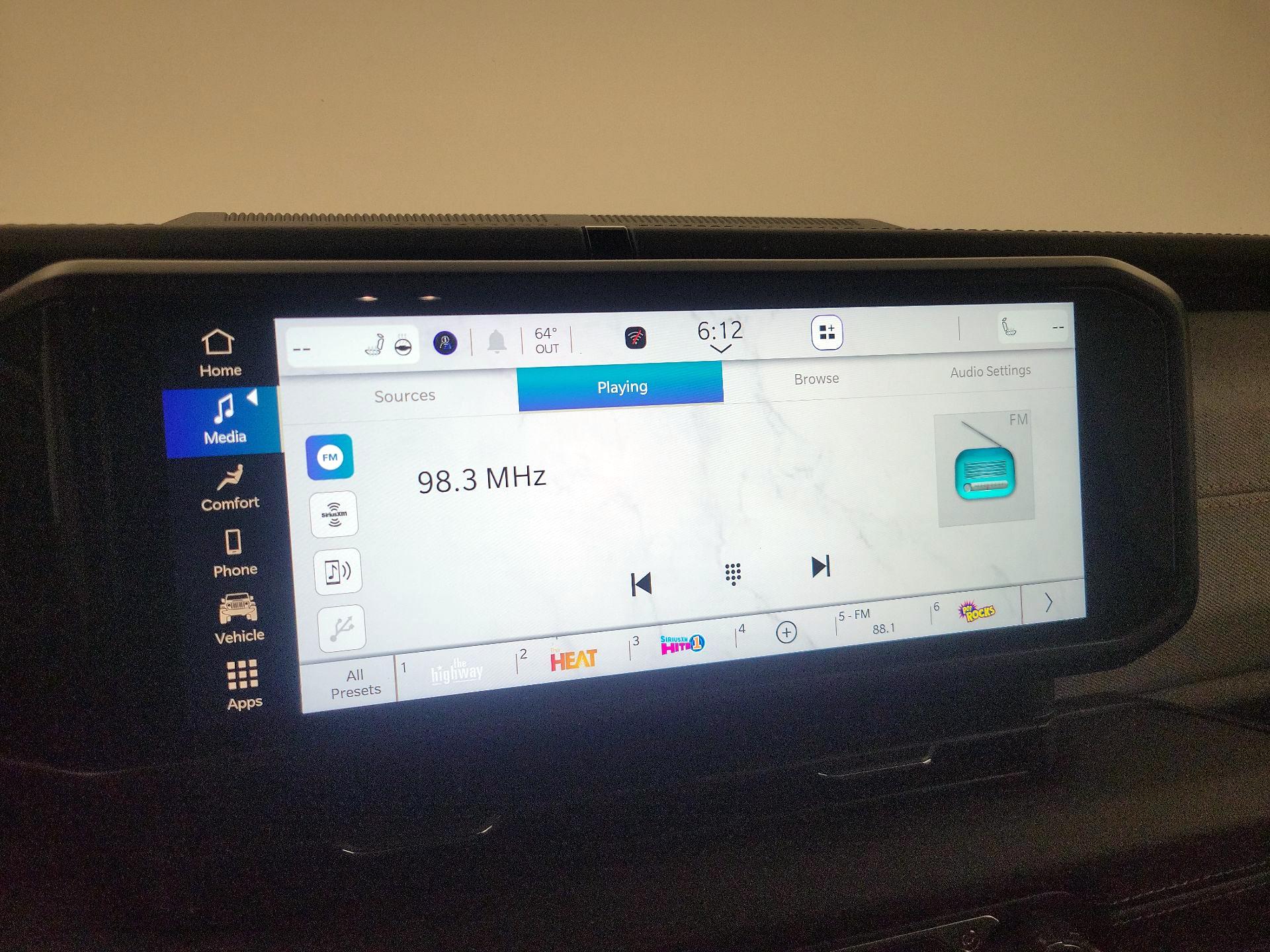 Thumbnail: 2025 Jeep Wrangler - 15