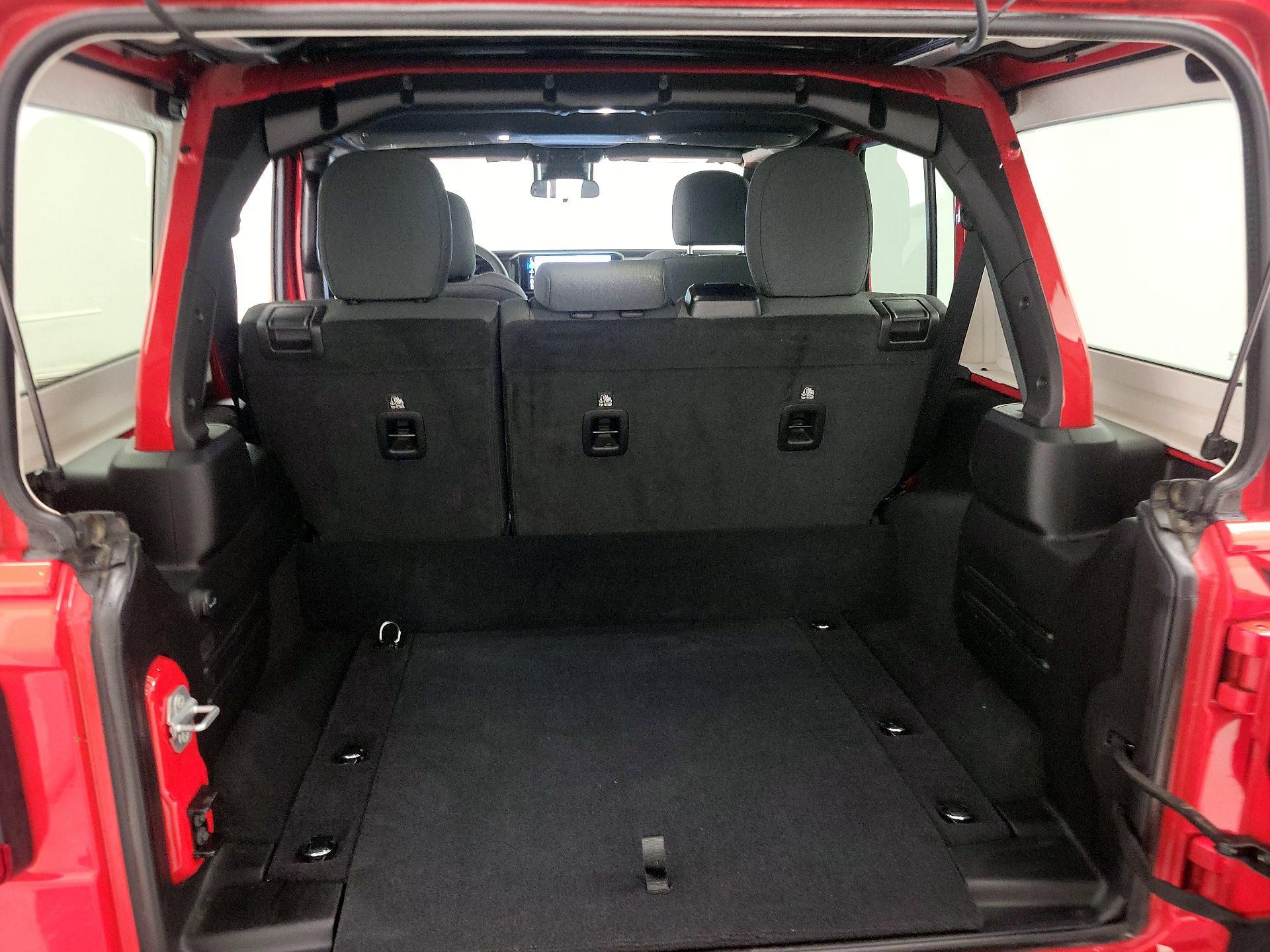 Thumbnail: 2025 Jeep Wrangler - 20