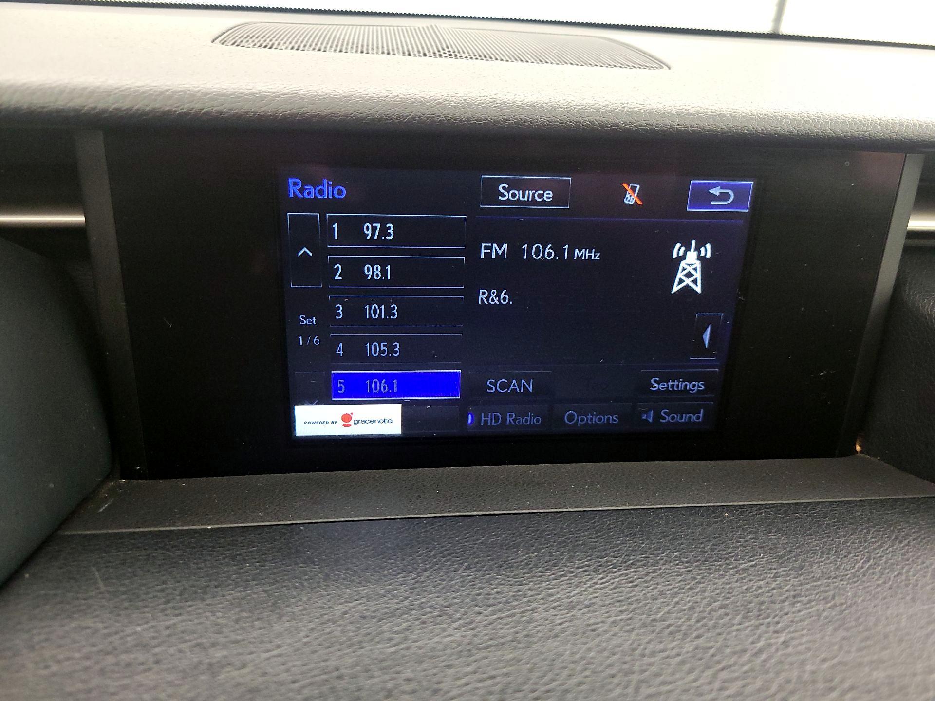 Thumbnail: 2016 Lexus IS - 16