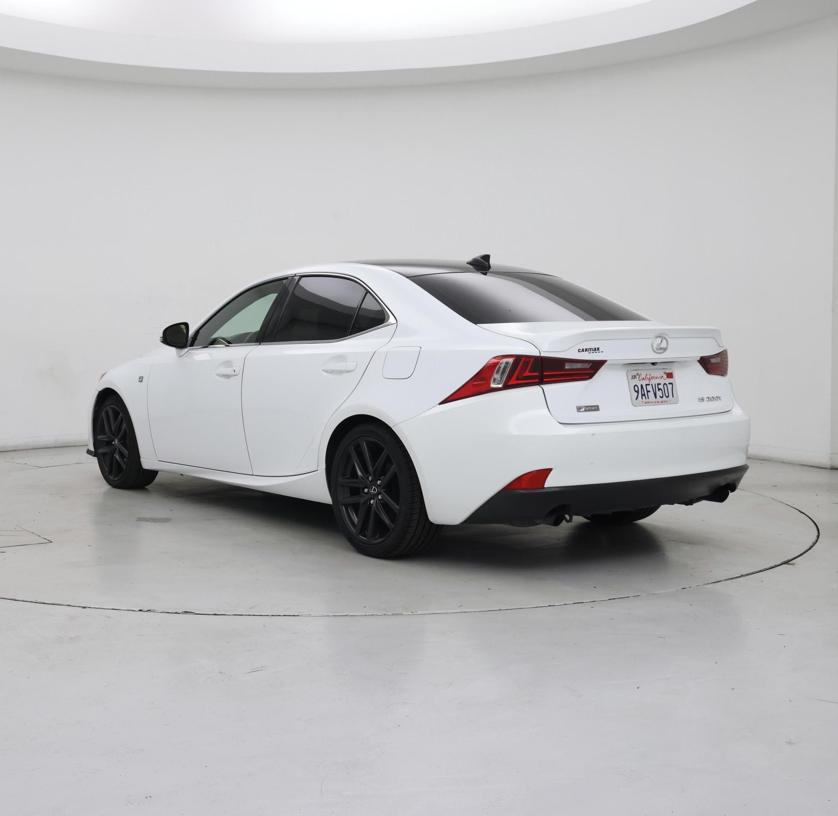 Thumbnail: 2016 Lexus IS - 2