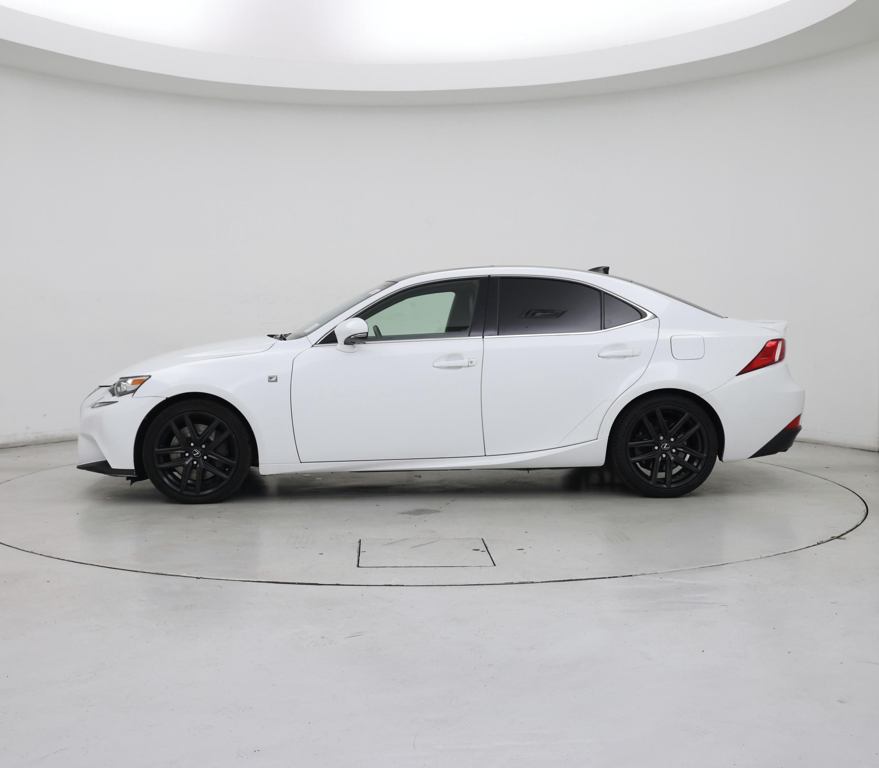 Thumbnail: 2016 Lexus IS - 3