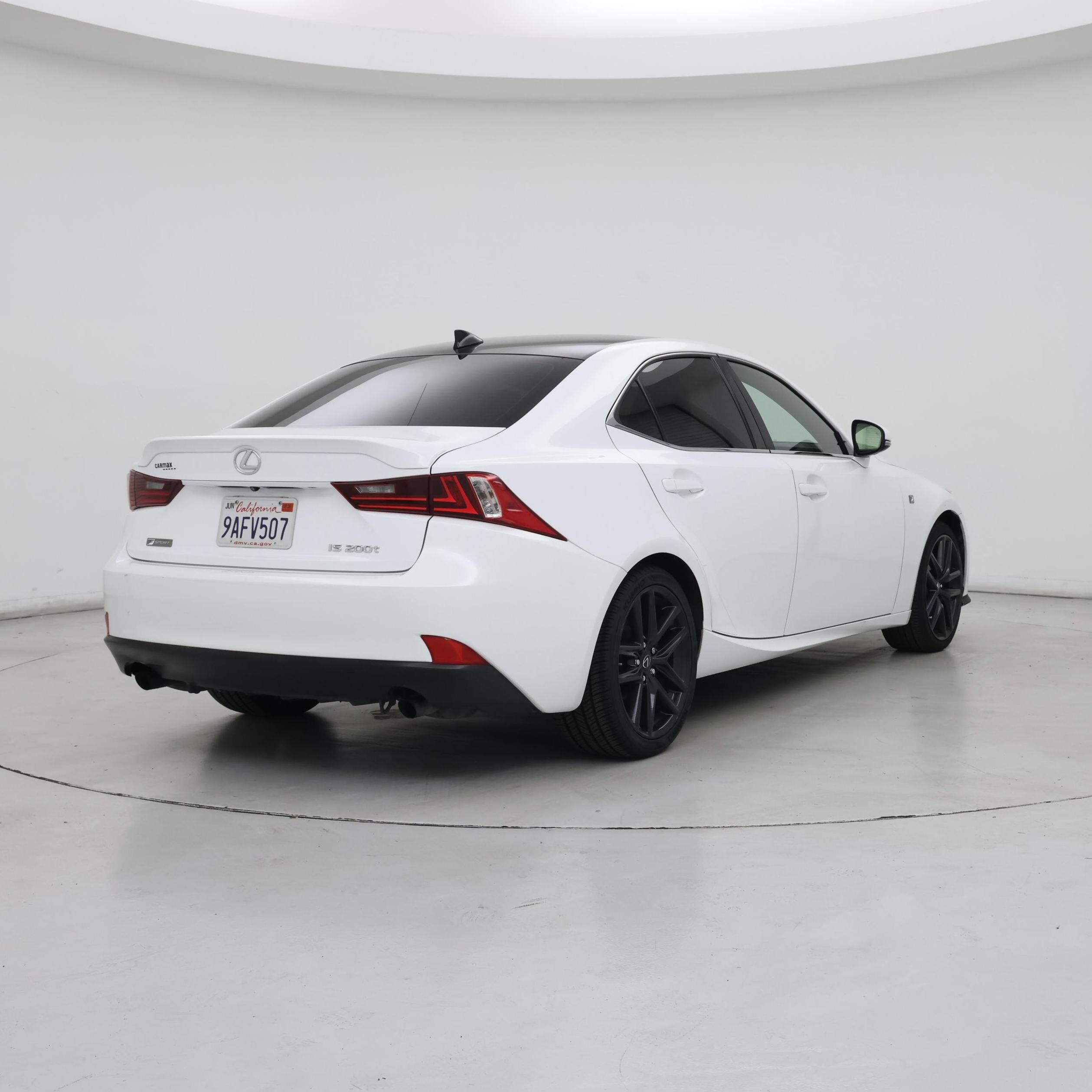 Thumbnail: 2016 Lexus IS - 8