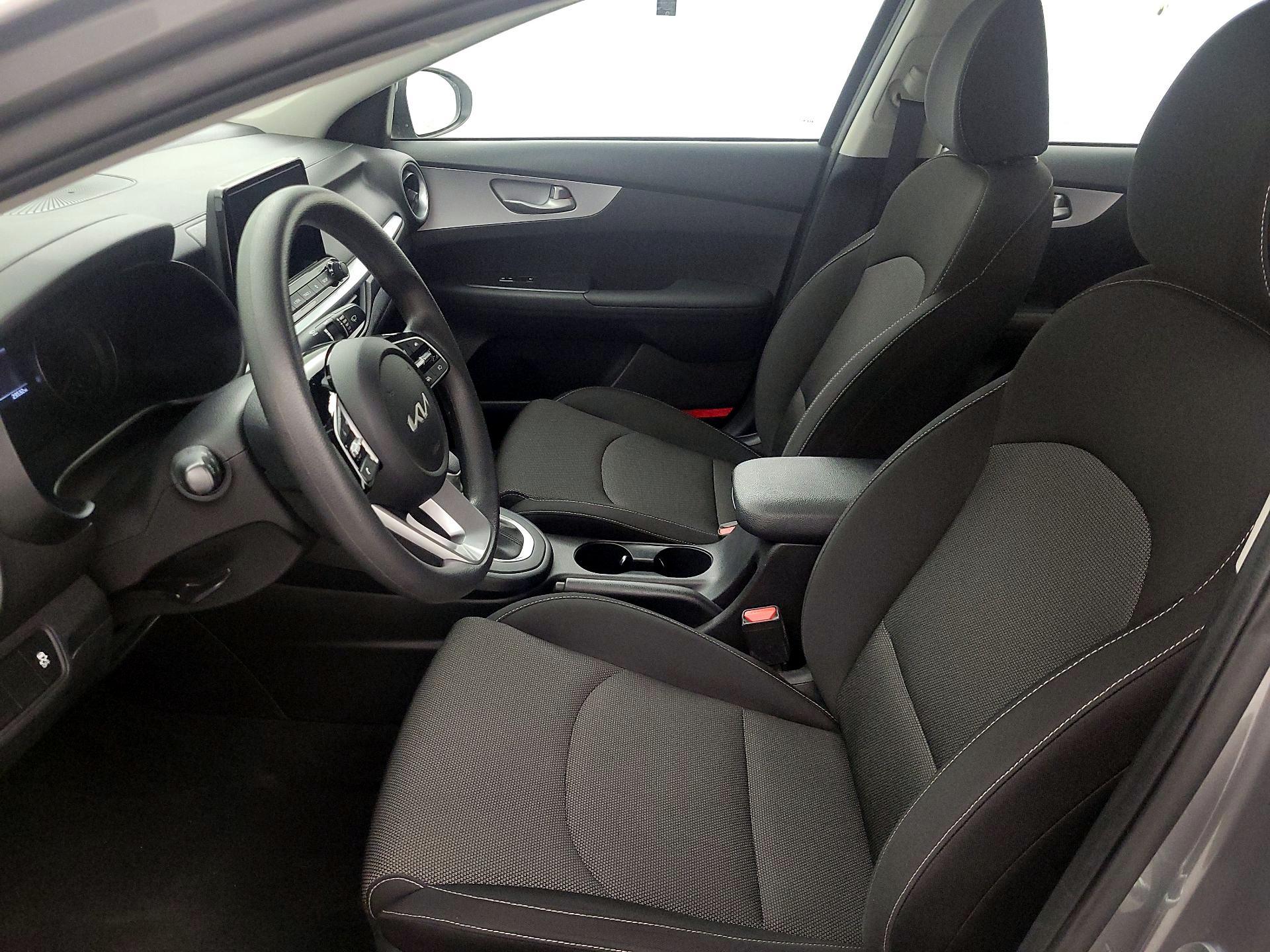 Thumbnail: 2024 Kia Forte - 11