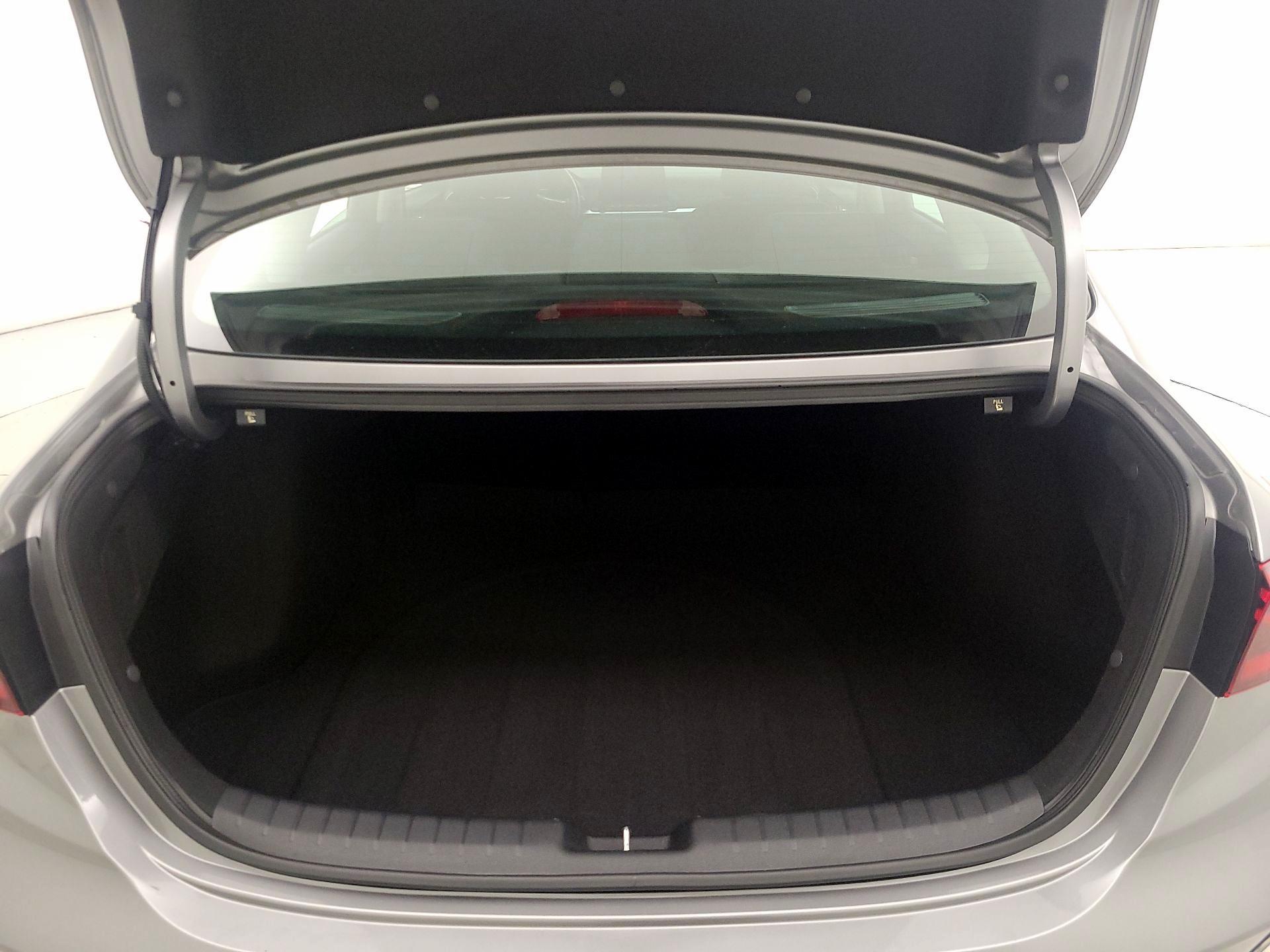 Thumbnail: 2024 Kia Forte - 20