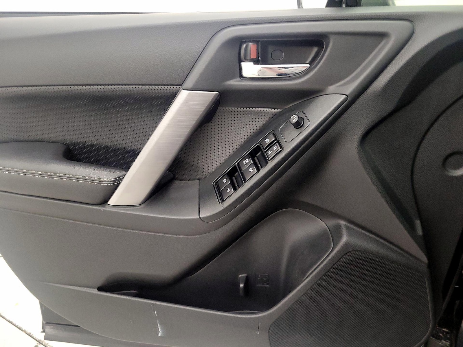 2016 Subaru Forester XT Premium - Photo 13
