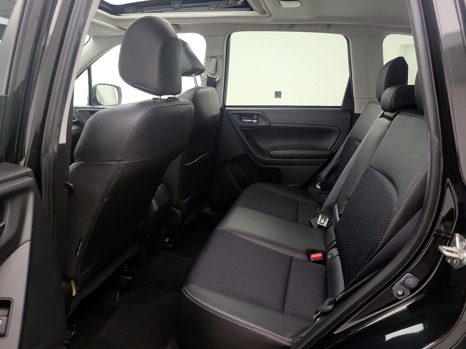 2016 Subaru Forester XT Premium - Photo 21
