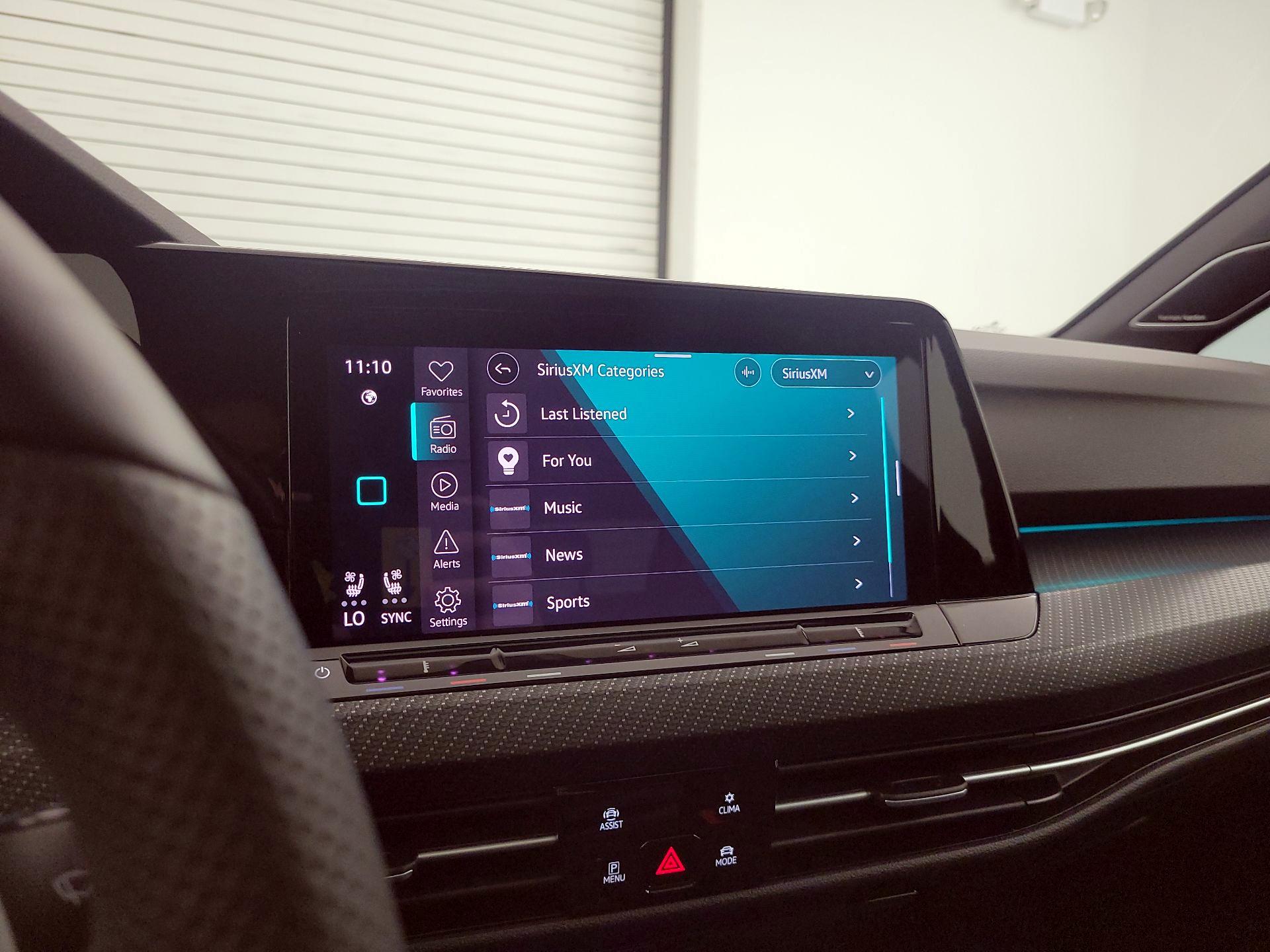 Thumbnail: 2024 Volkswagen Golf - 16