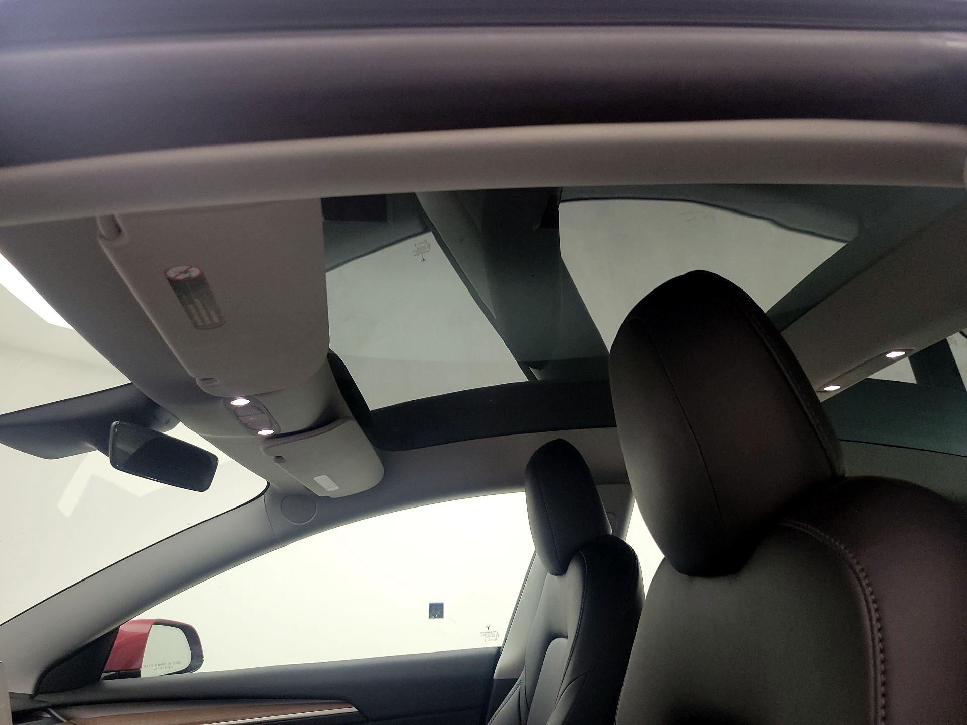 Thumbnail: 2023 Tesla Model 3 - 19