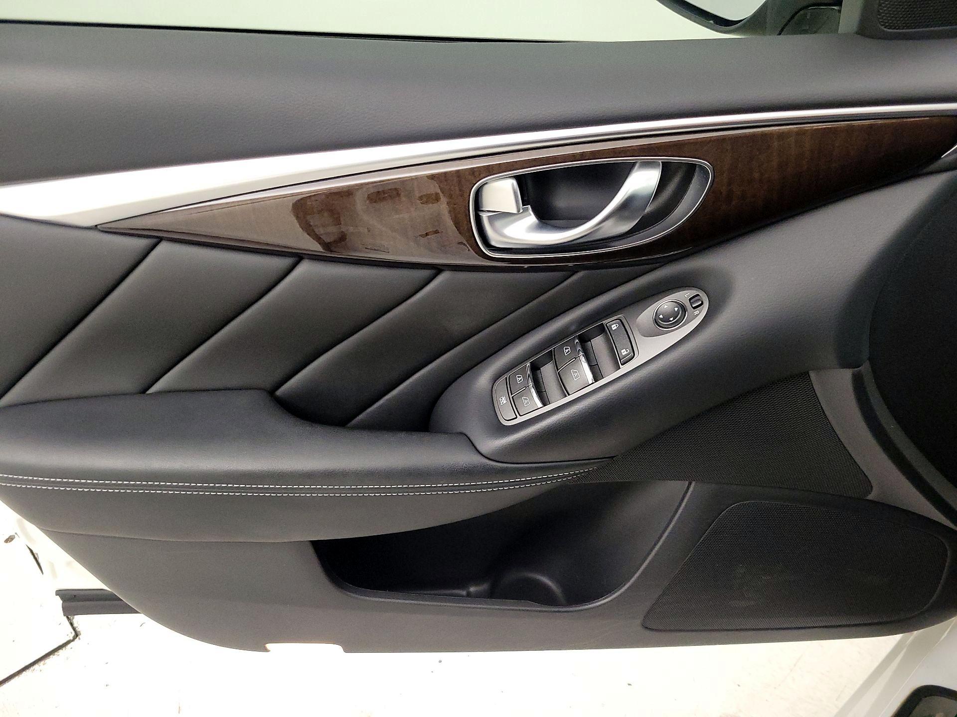 Thumbnail: 2018 INFINITI Q50 - 12