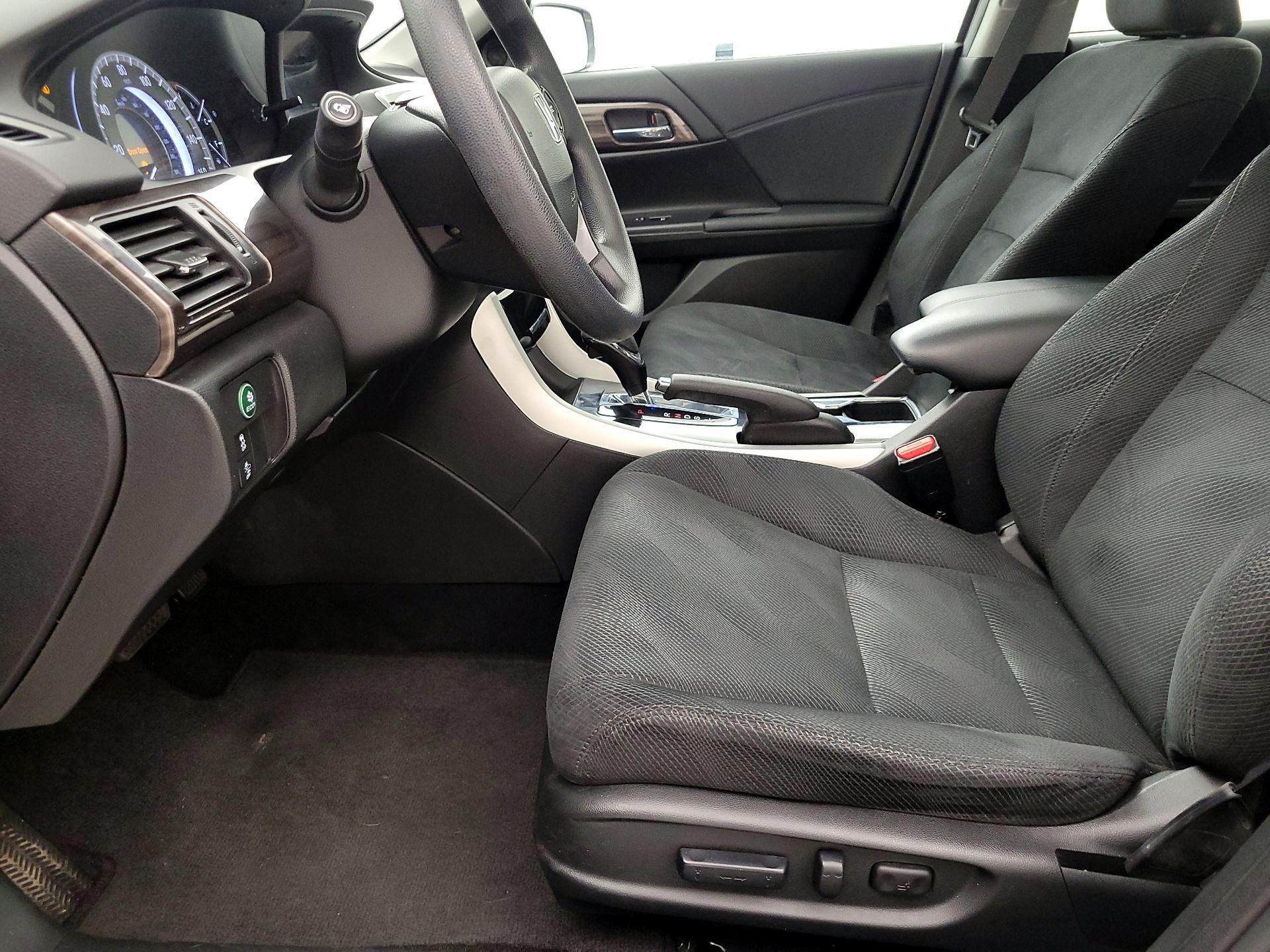 Thumbnail: 2017 Honda Accord - 11