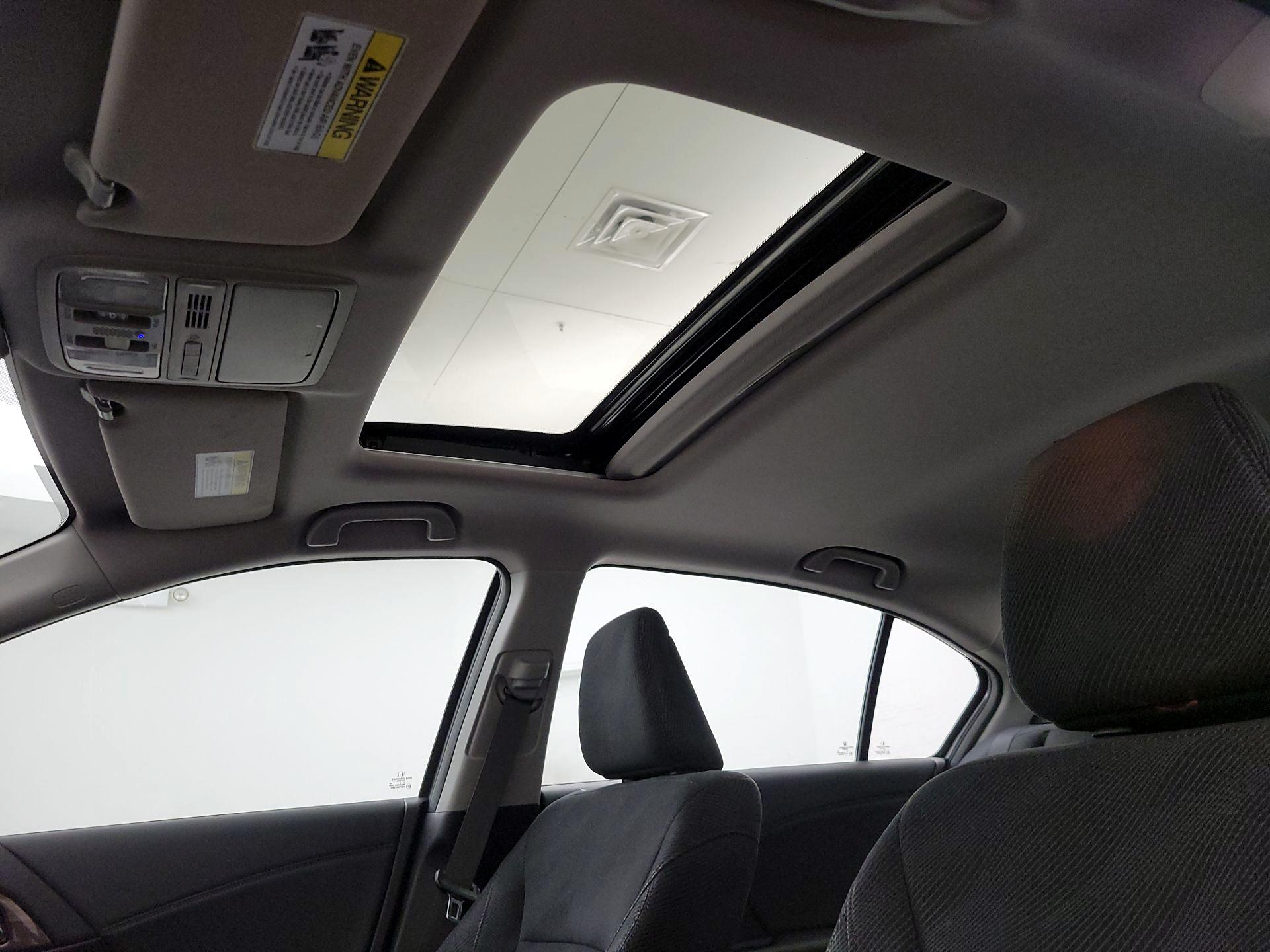 Thumbnail: 2017 Honda Accord - 18