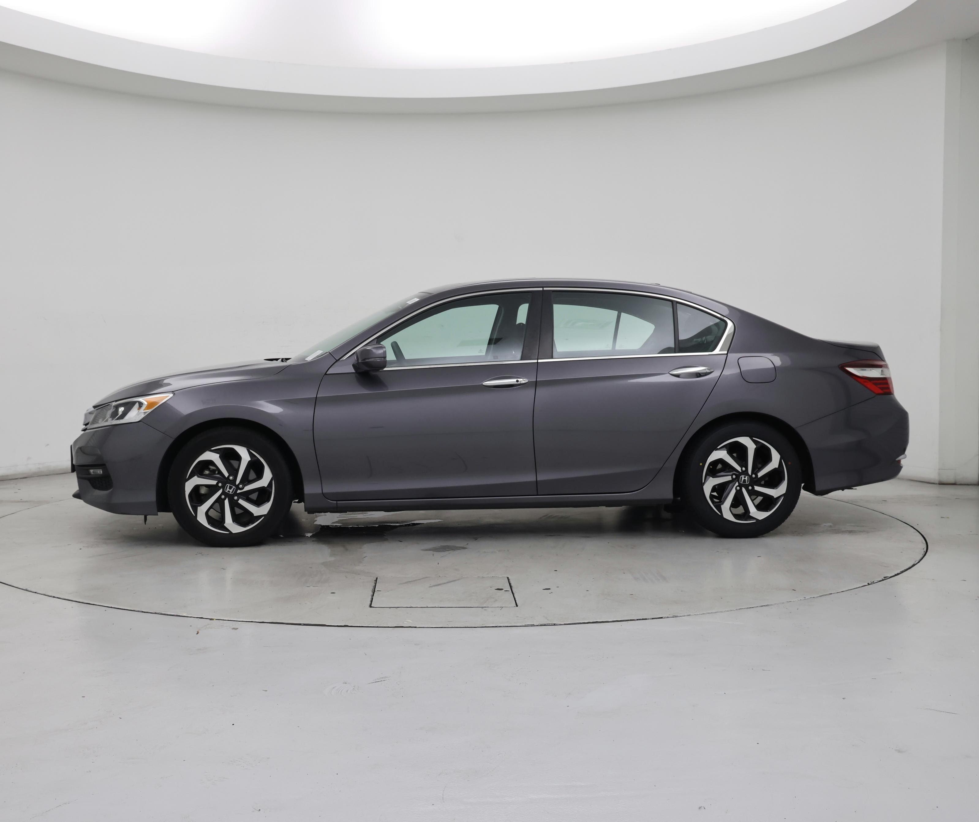 Thumbnail: 2017 Honda Accord - 3