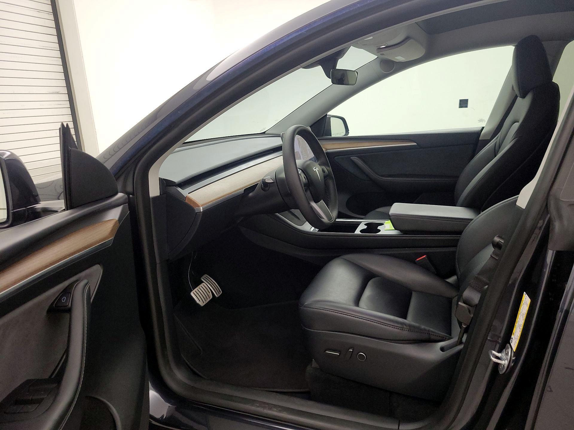 Thumbnail: 2024 Tesla Model Y - 11