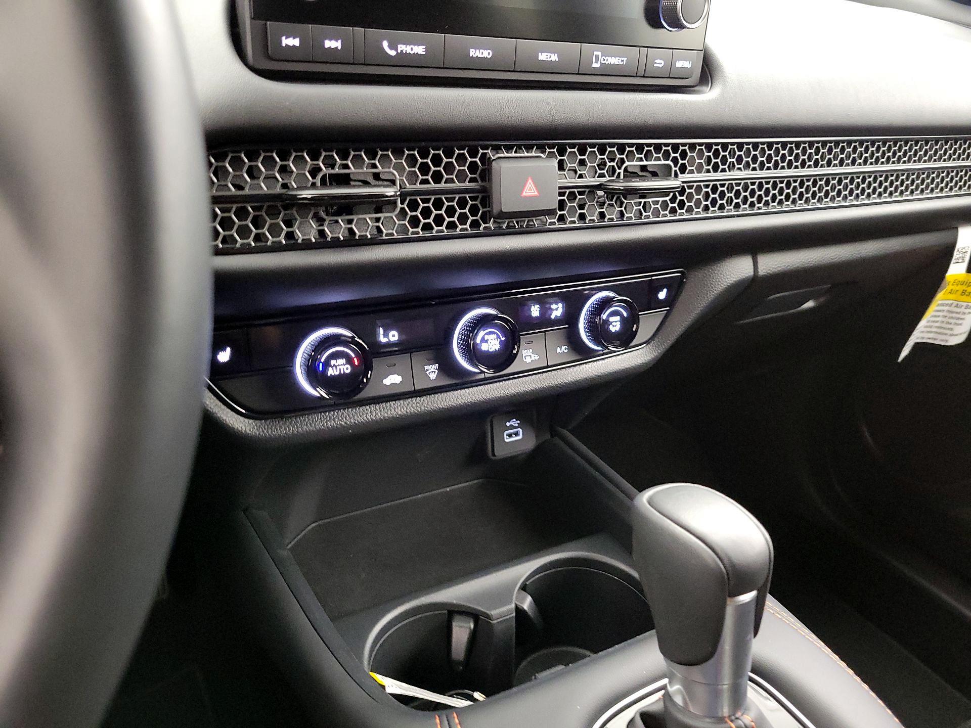 Thumbnail: 2025 Honda HR-V - 16