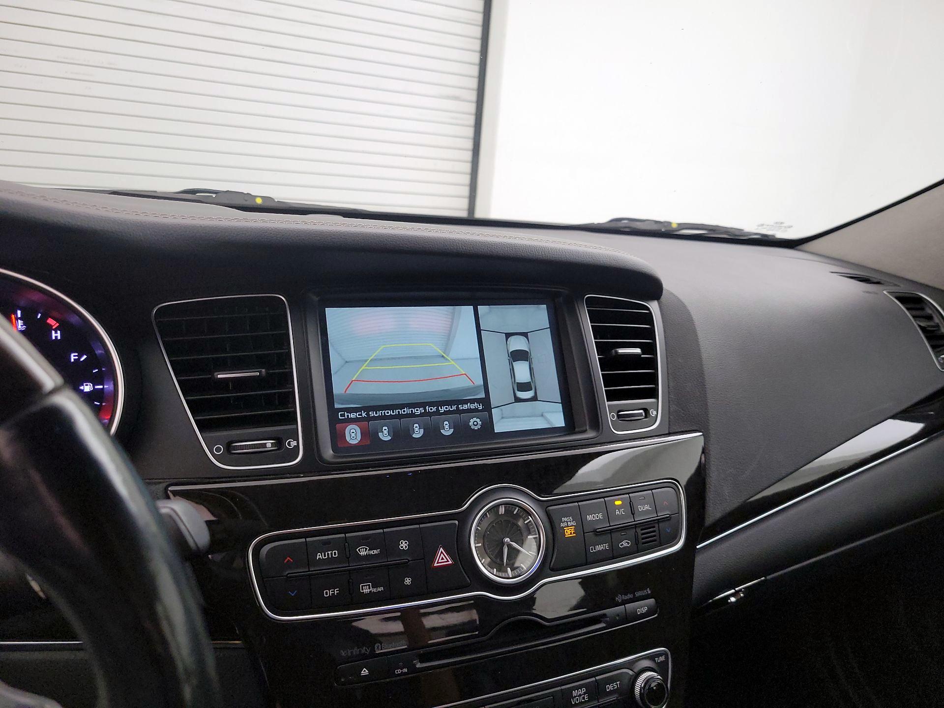 Thumbnail: 2015 Kia Cadenza - 15