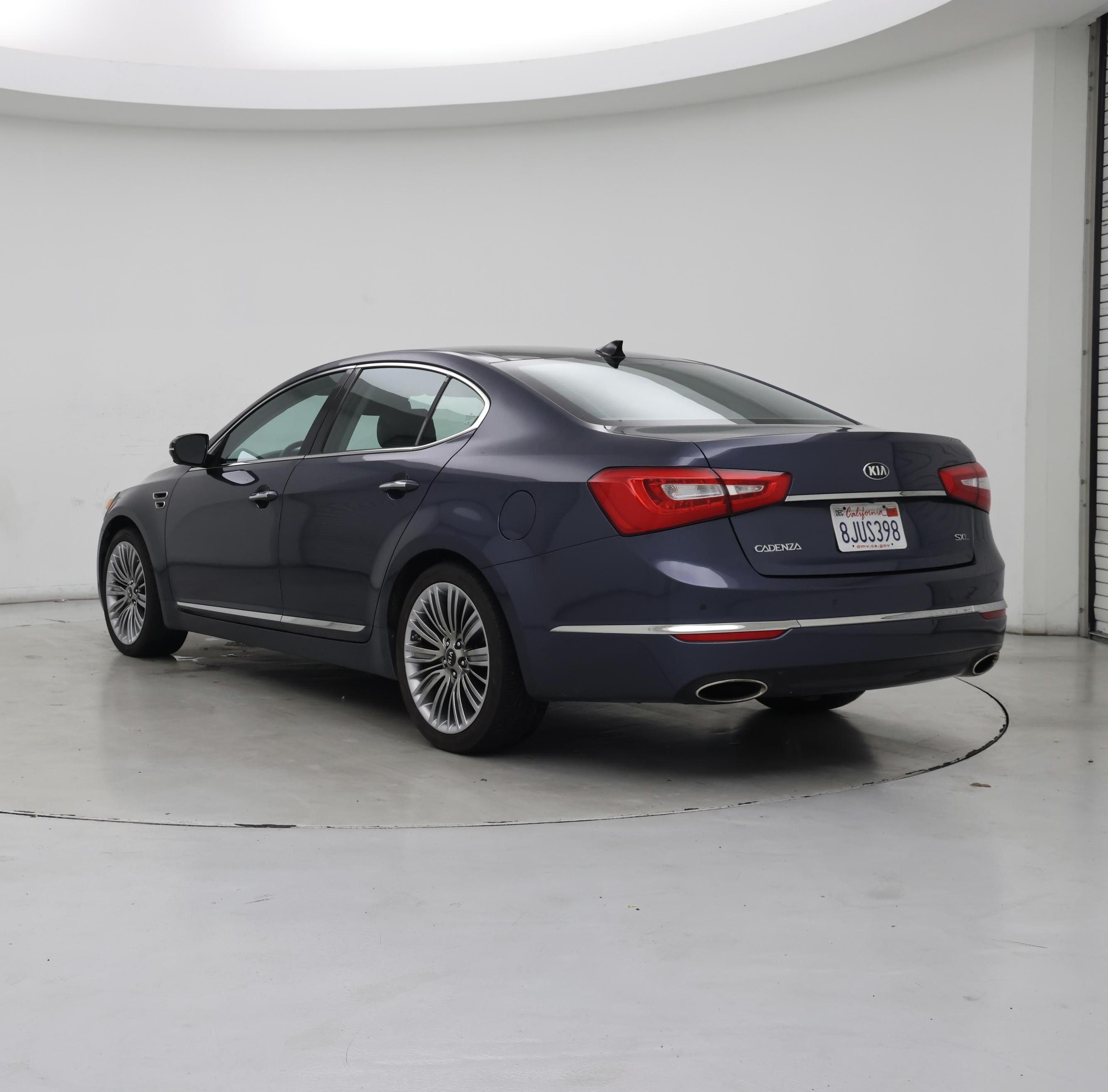 Thumbnail: 2015 Kia Cadenza - 2