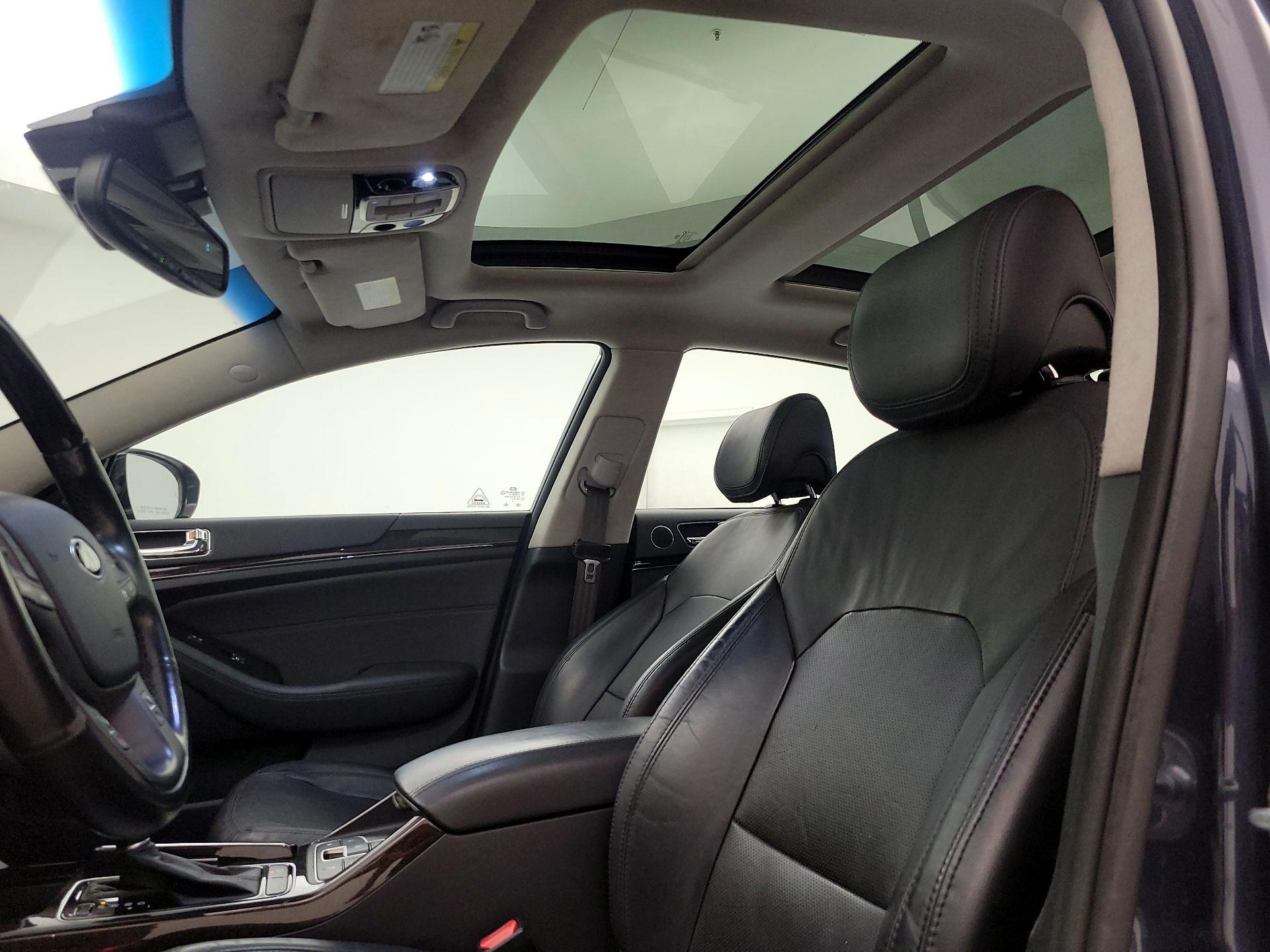 Thumbnail: 2015 Kia Cadenza - 20