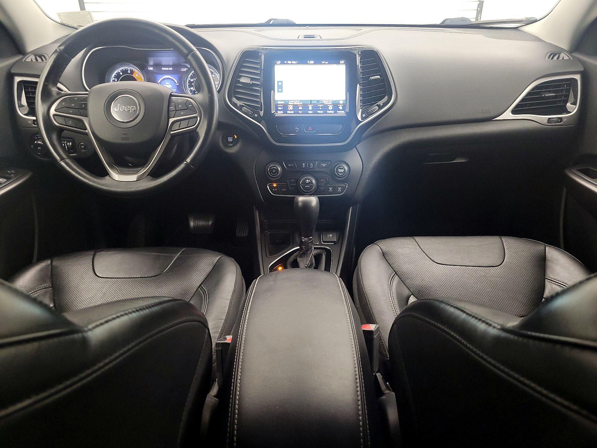 Thumbnail: 2020 Jeep Cherokee - 9