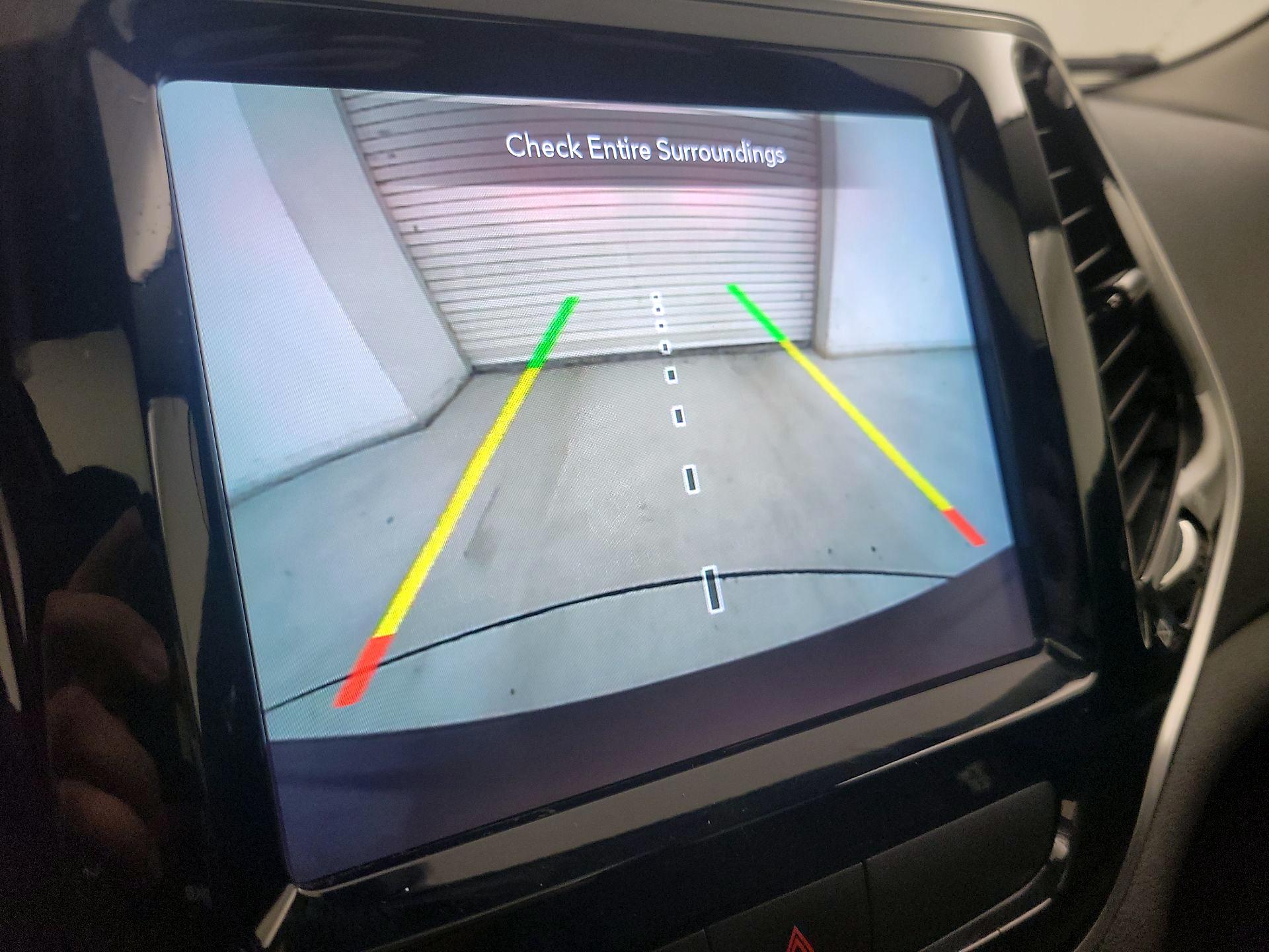 Thumbnail: 2020 Jeep Cherokee - 15