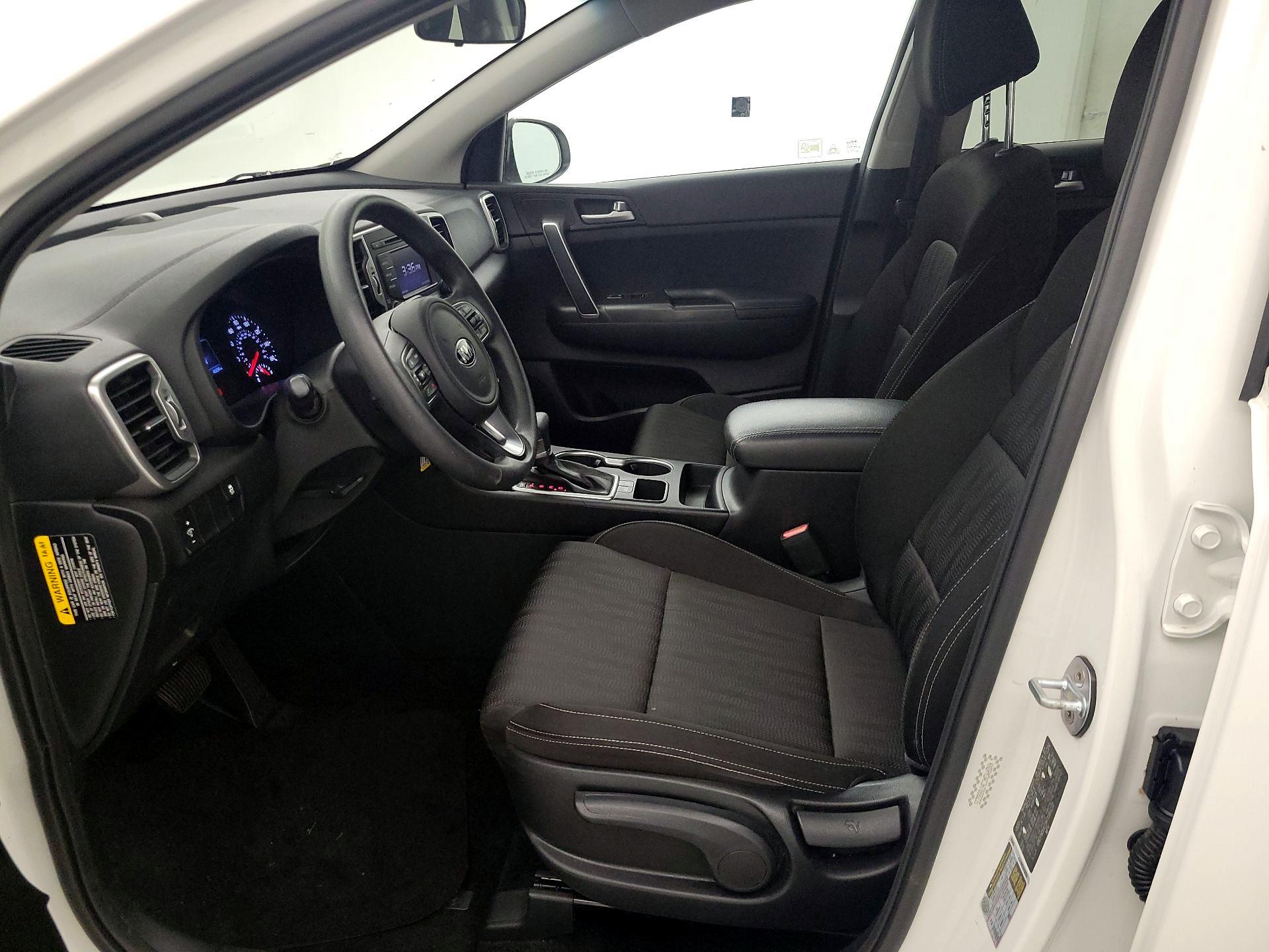 Thumbnail: 2017 Kia Sportage - 11