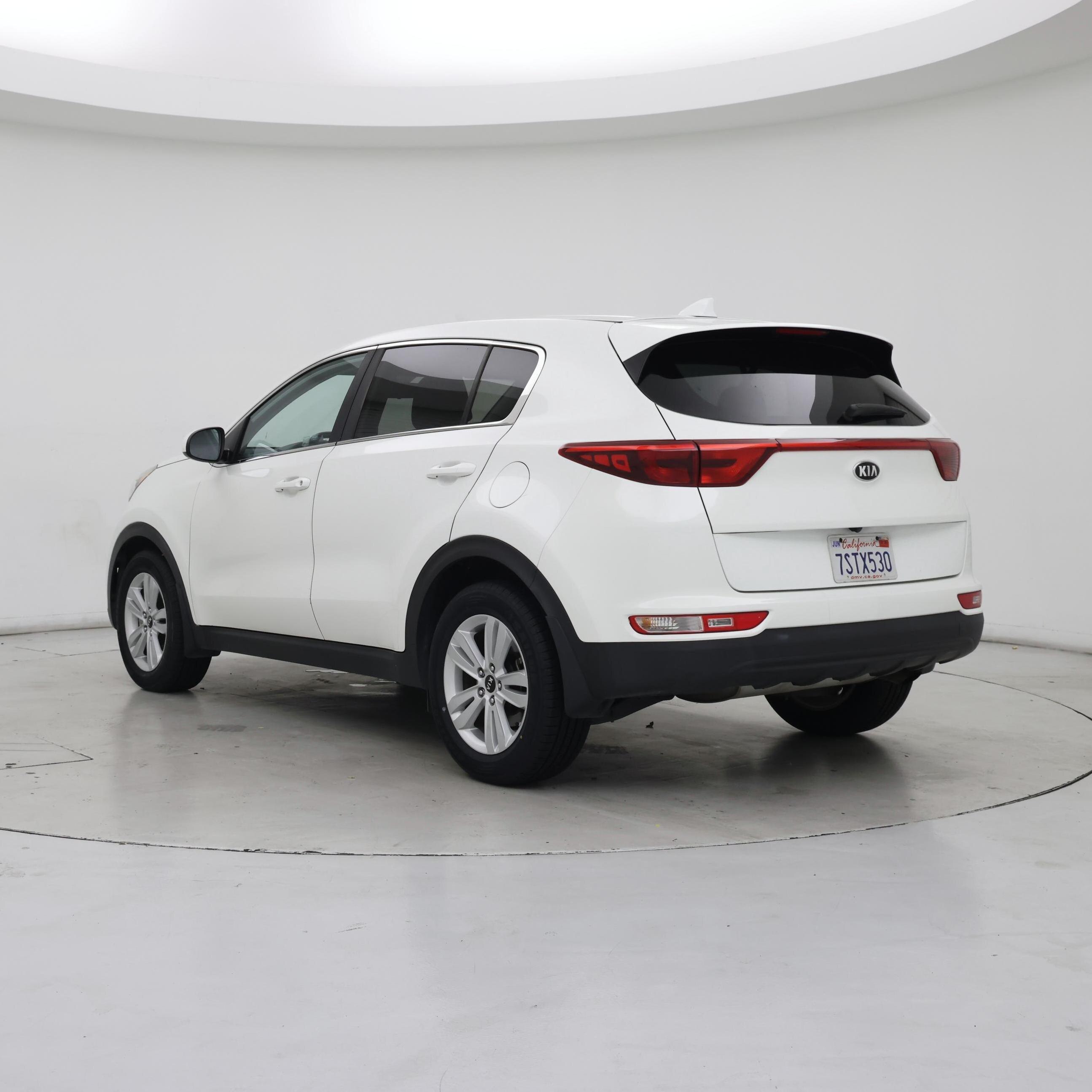 Thumbnail: 2017 Kia Sportage - 2
