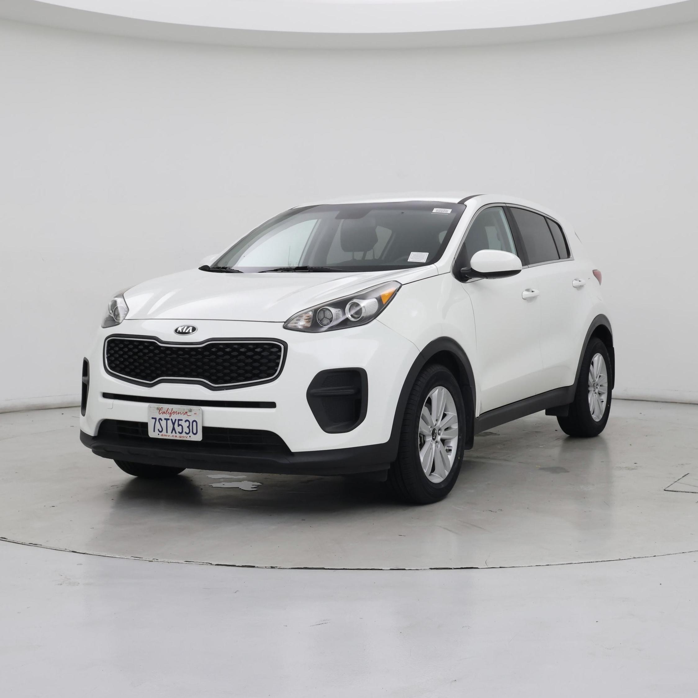 Thumbnail: 2017 Kia Sportage - 4