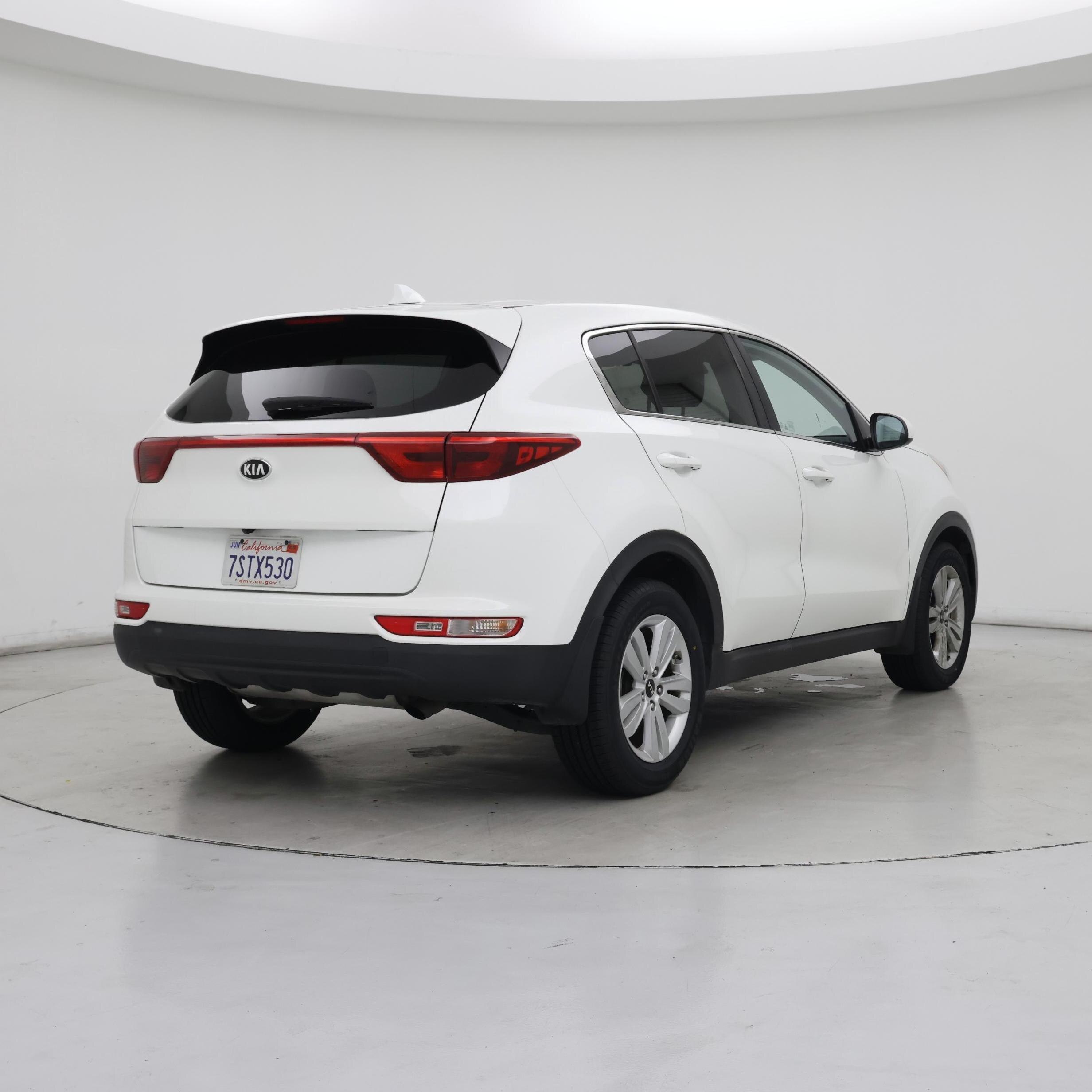 Thumbnail: 2017 Kia Sportage - 8