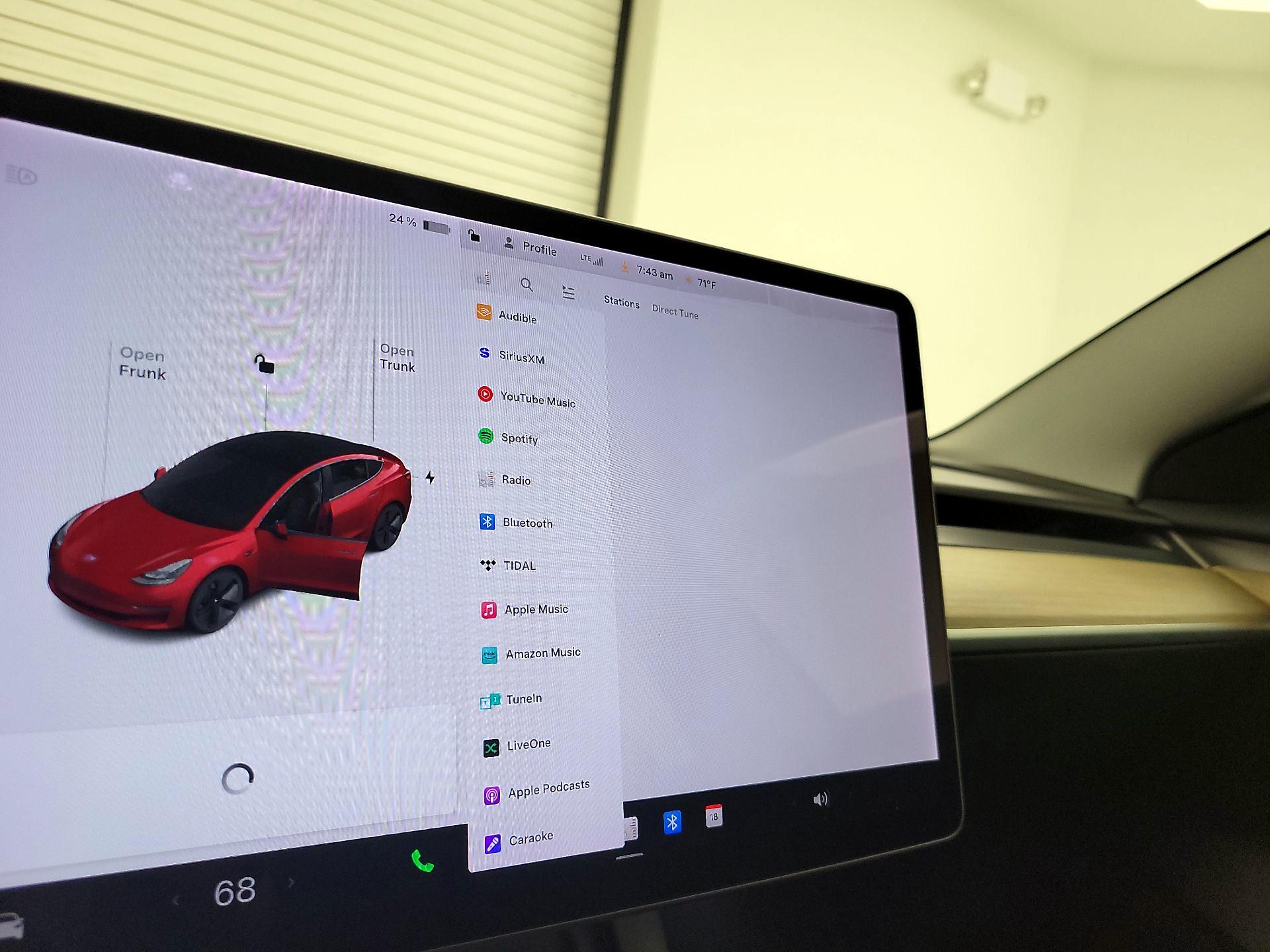 Thumbnail: 2021 Tesla Model 3 - 15