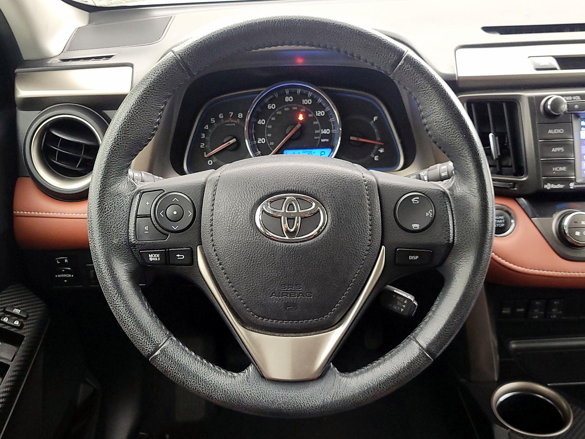 Thumbnail: 2015 Toyota RAV4 - 10