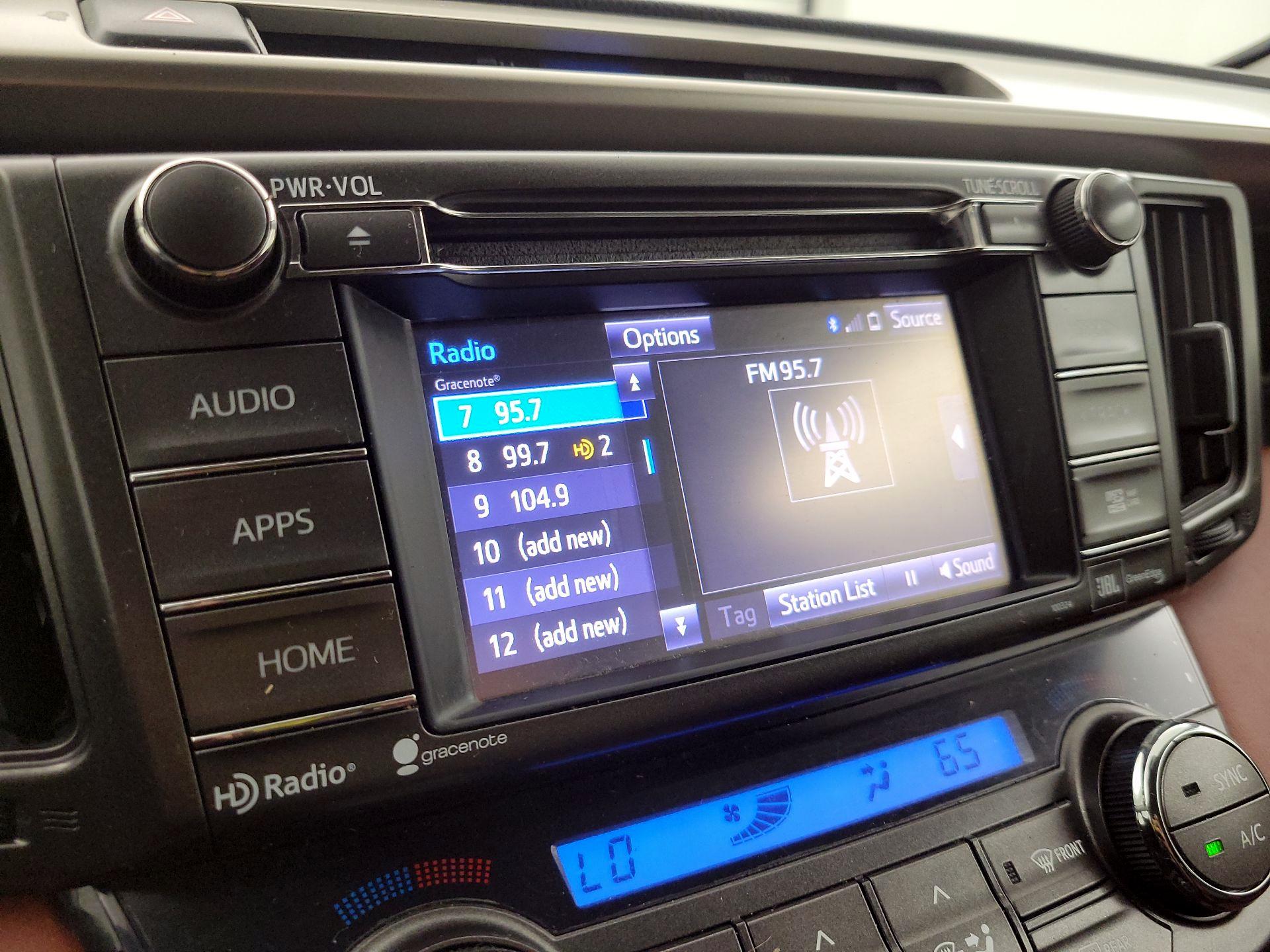 Thumbnail: 2015 Toyota RAV4 - 15
