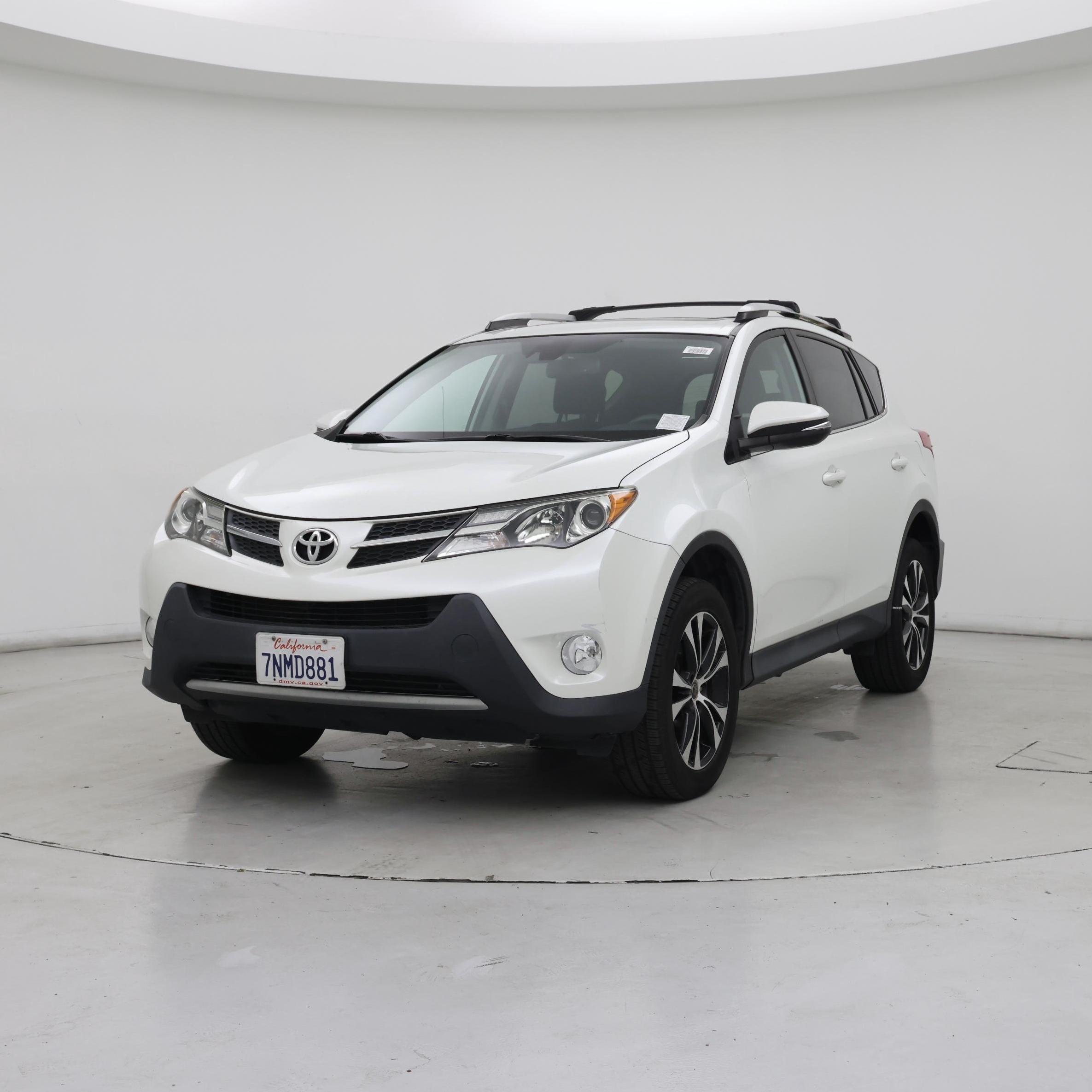 Thumbnail: 2015 Toyota RAV4 - 4