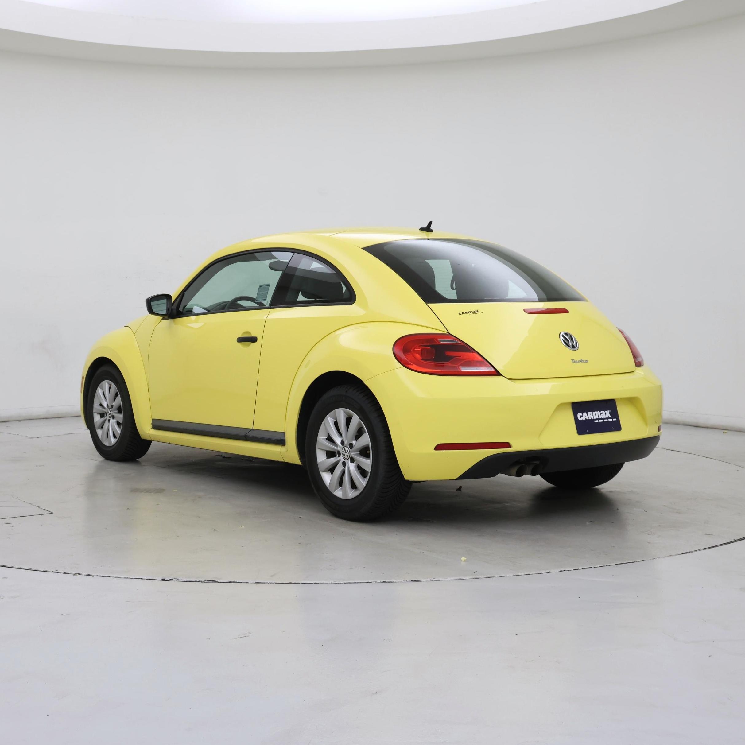 Thumbnail: 2016 Volkswagen Beetle - 2