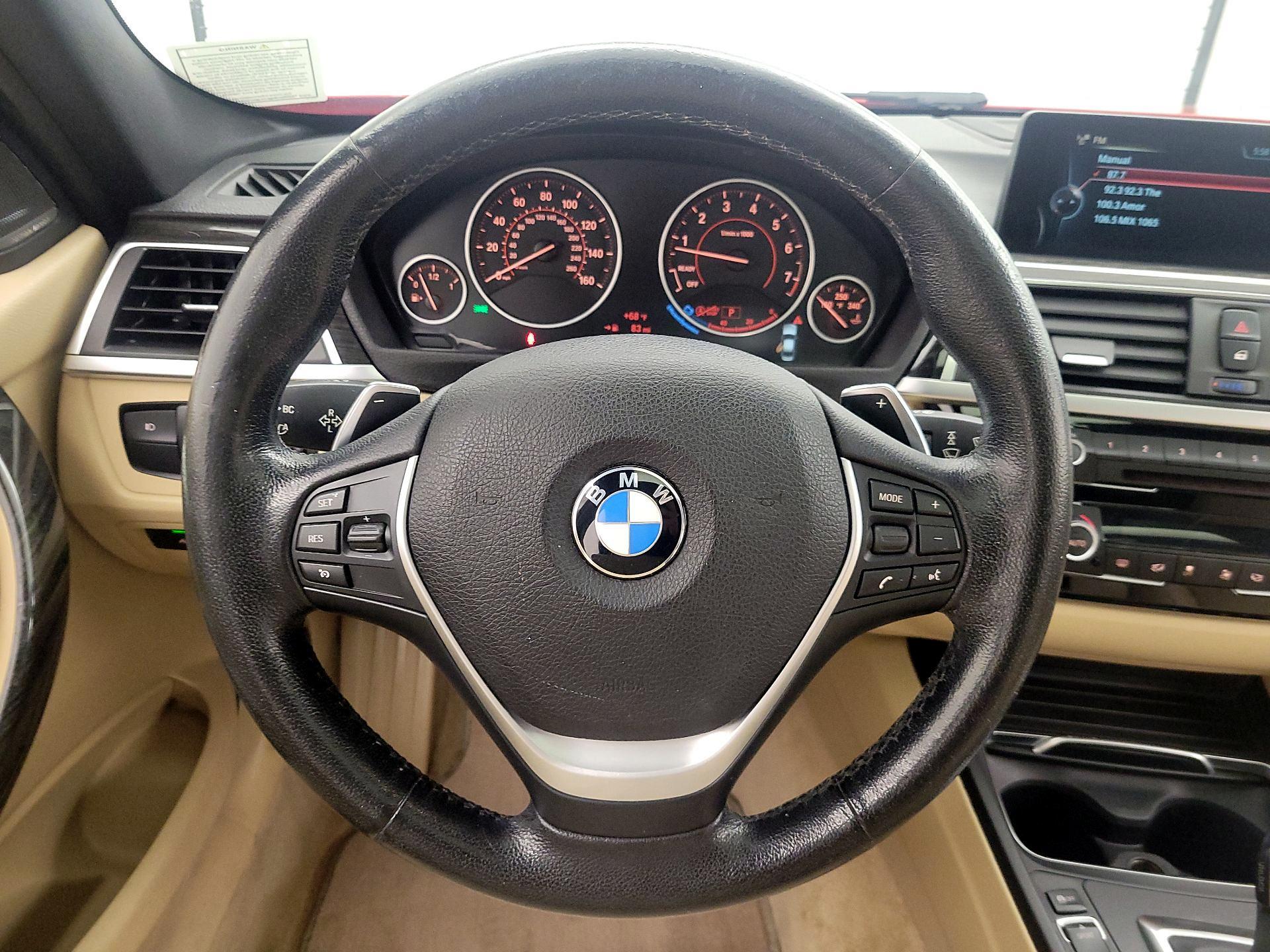Thumbnail: 2016 BMW 3 Series - 10
