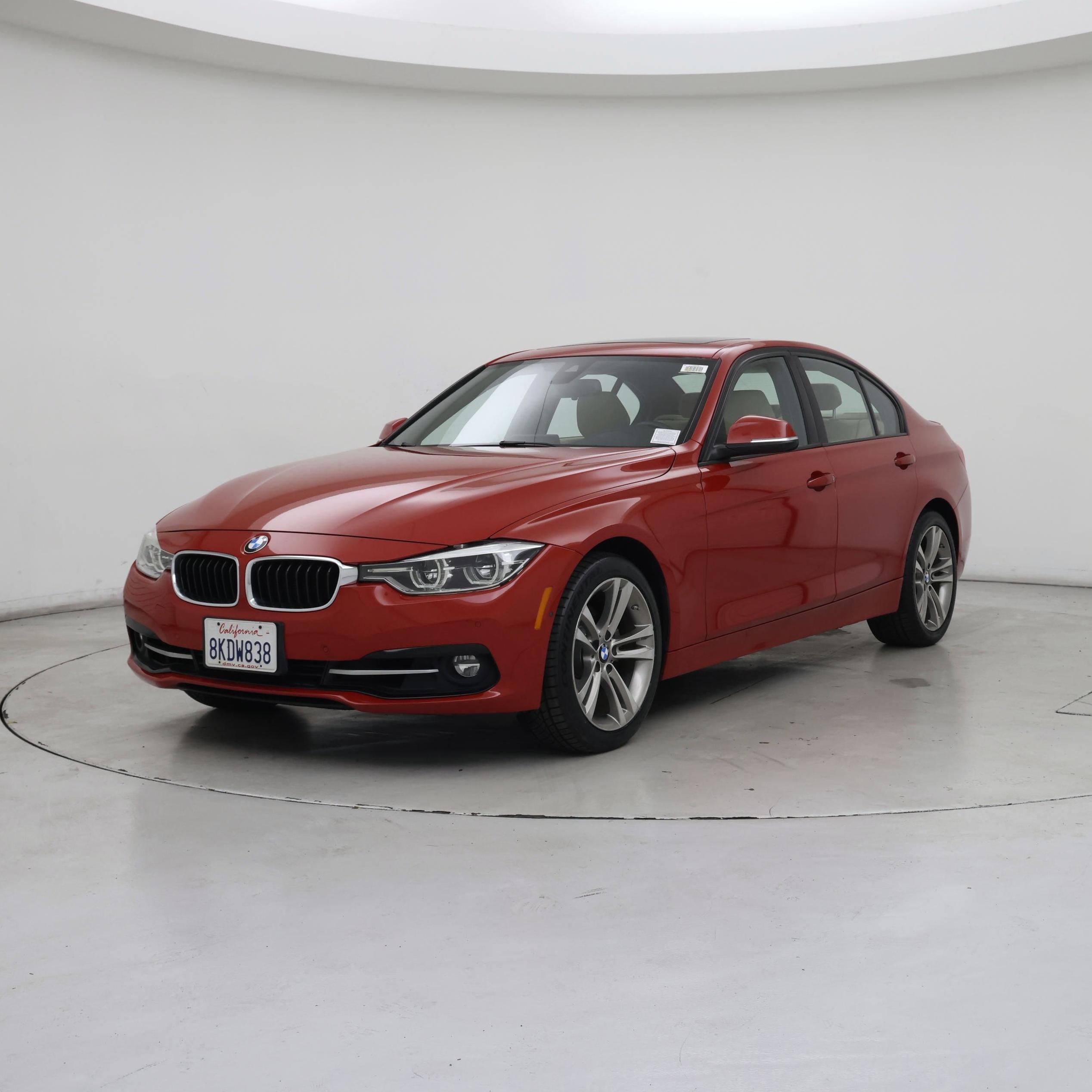 Thumbnail: 2016 BMW 3 Series - 4