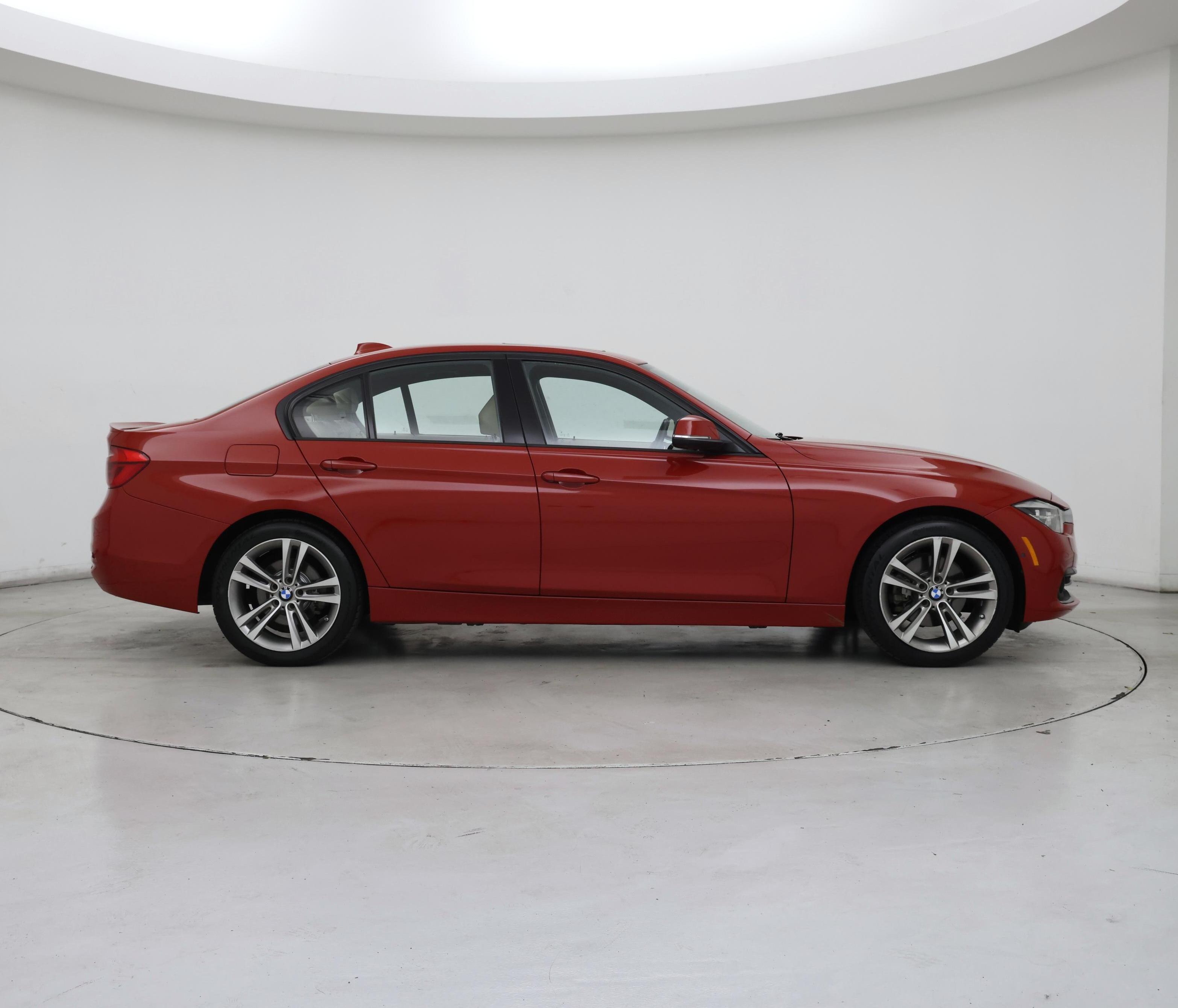 Thumbnail: 2016 BMW 3 Series - 7