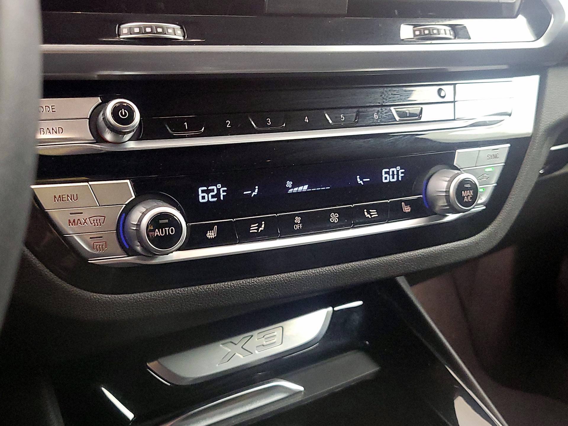 Thumbnail: 2021 BMW X3 - 17