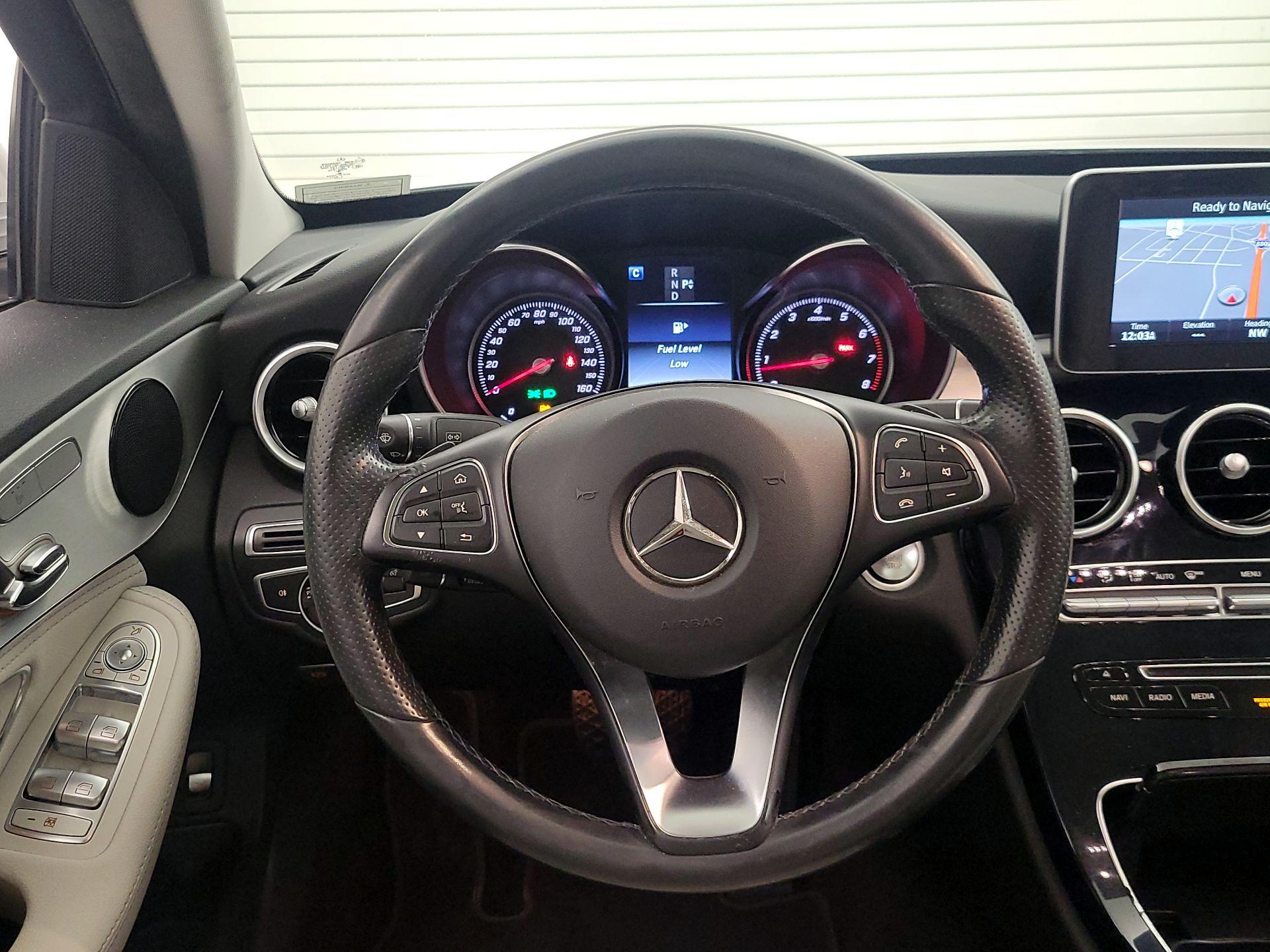 Thumbnail: 2016 Mercedes-Benz C-Class - 10