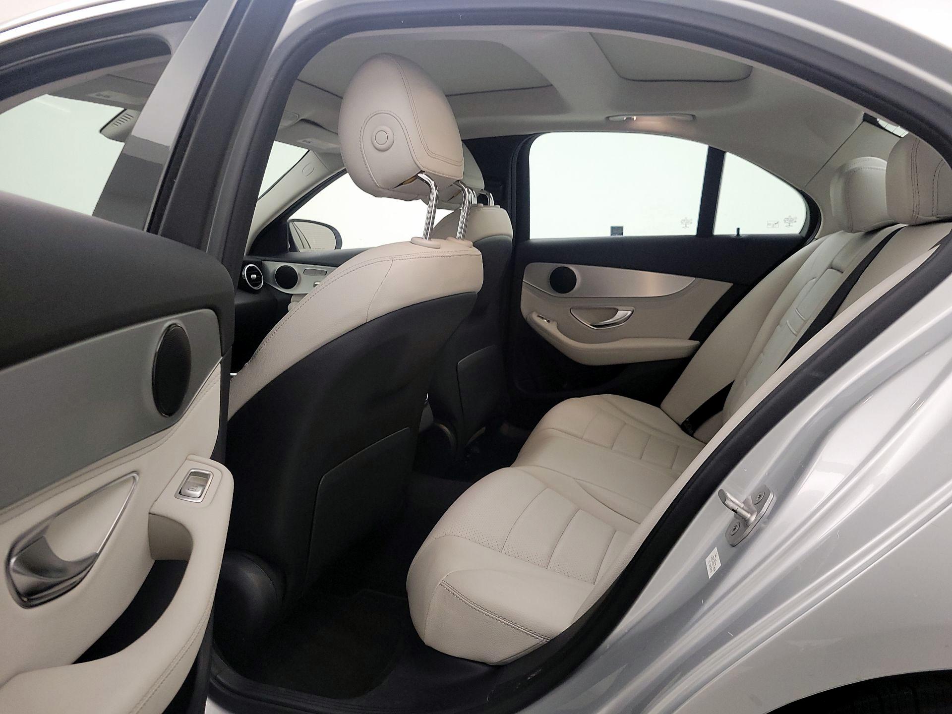 Thumbnail: 2016 Mercedes-Benz C-Class - 20