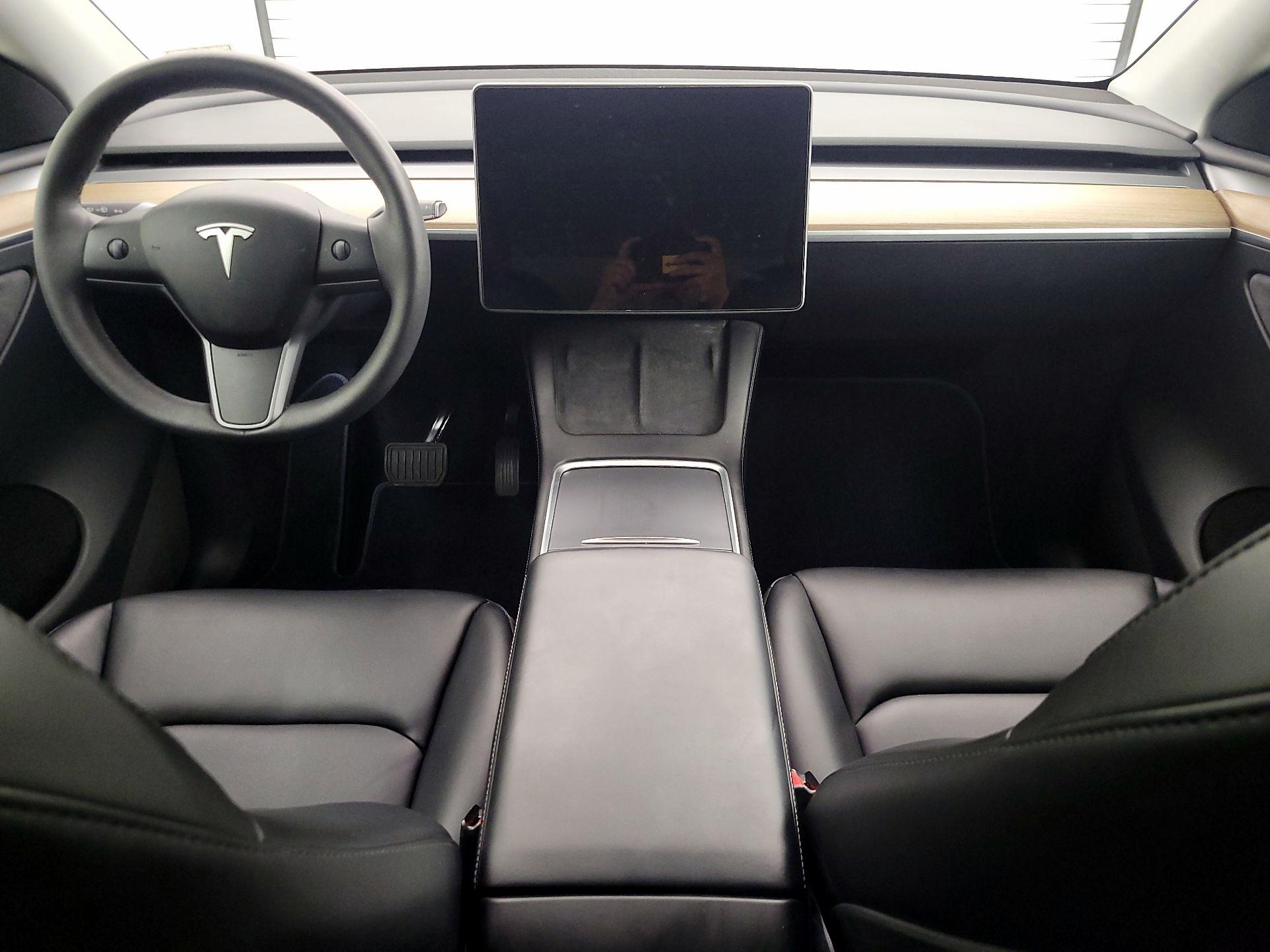 Thumbnail: 2023 Tesla Model Y - 9