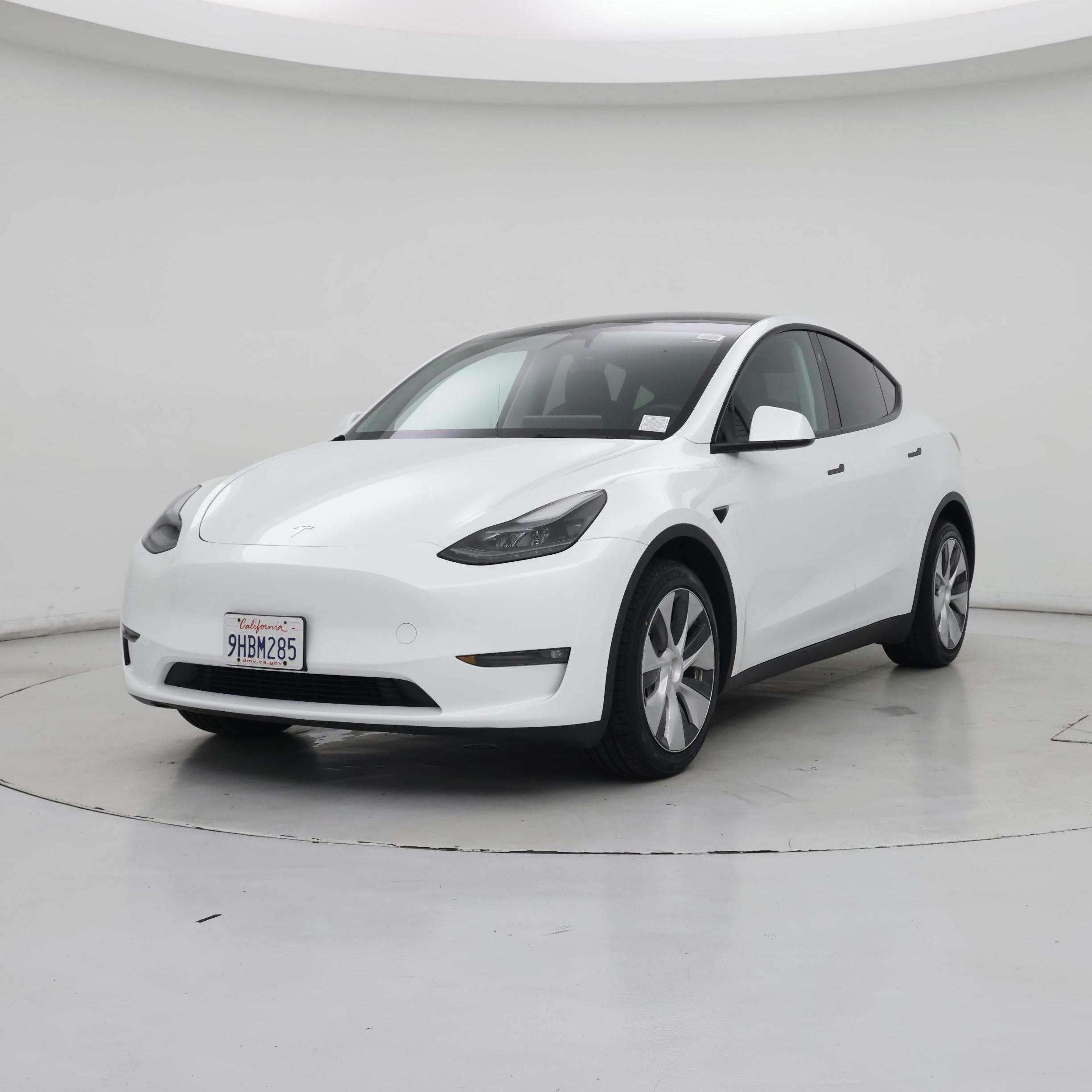 Thumbnail: 2023 Tesla Model Y - 4