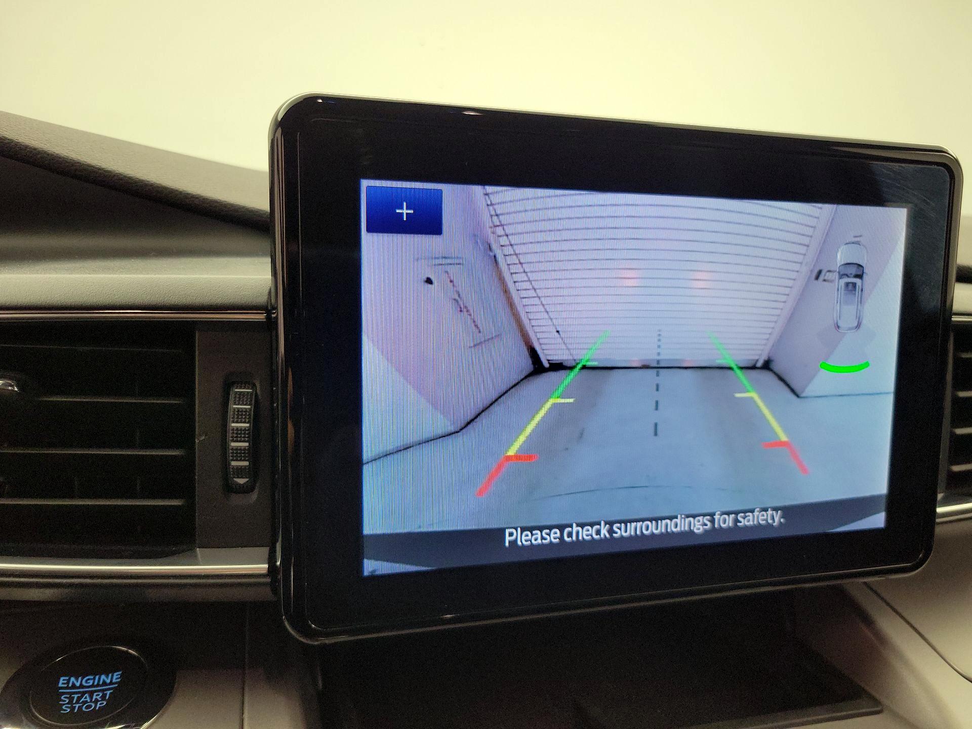 Thumbnail: 2022 Ford Explorer - 14