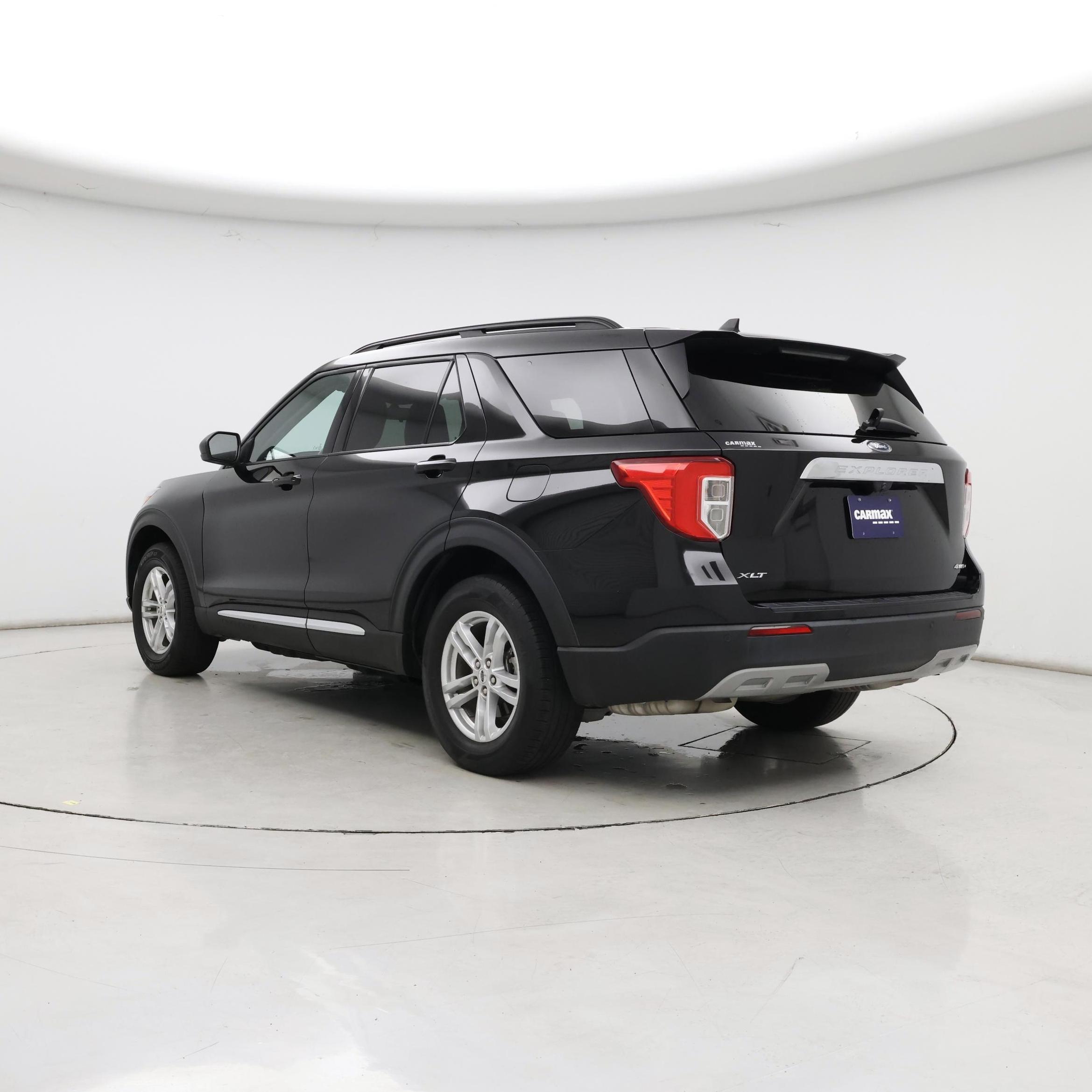 Thumbnail: 2022 Ford Explorer - 2