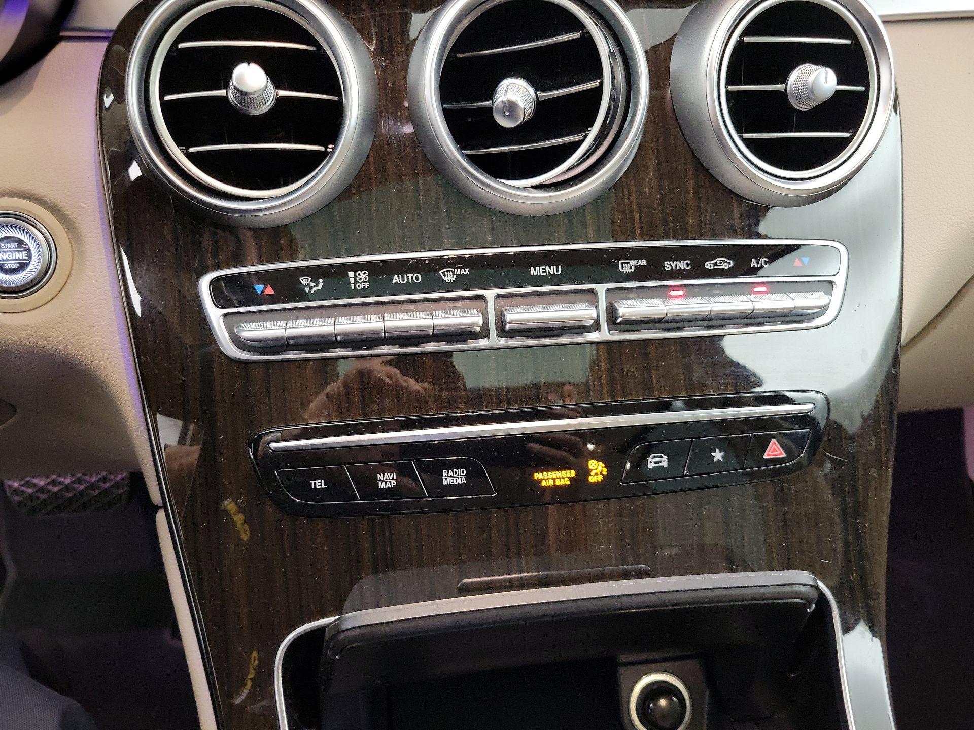 Thumbnail: 2021 Mercedes-Benz GLC - 16