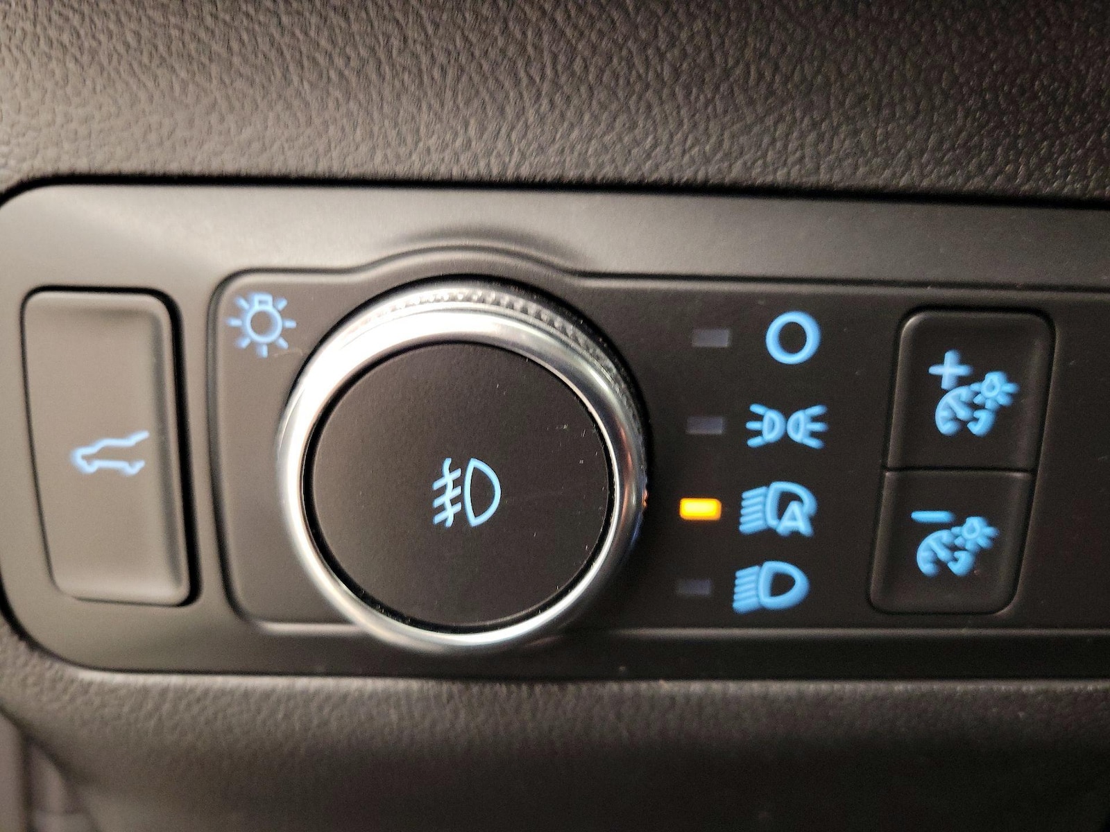 2020 Ford Escape SEL - Photo 14